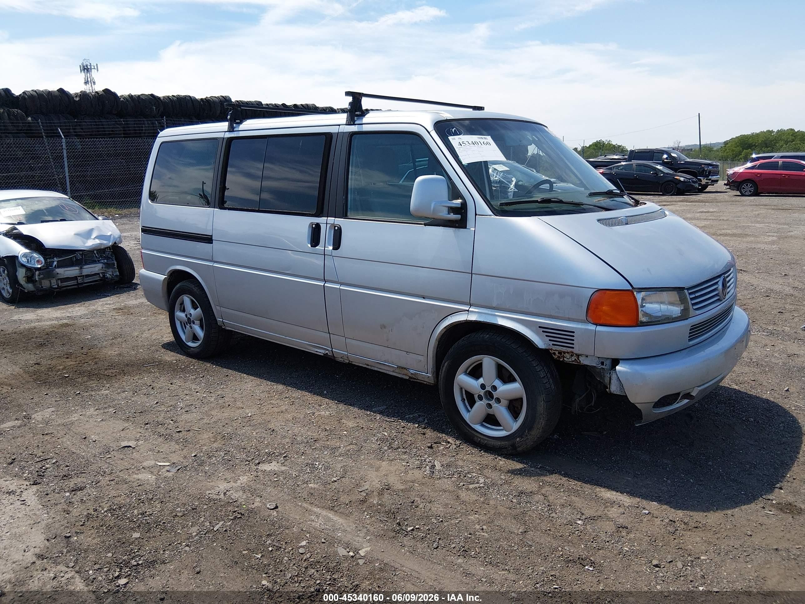 2003 Volkswagen EuroVan MV, VIN WV2MB47023H044047 — Normal wear