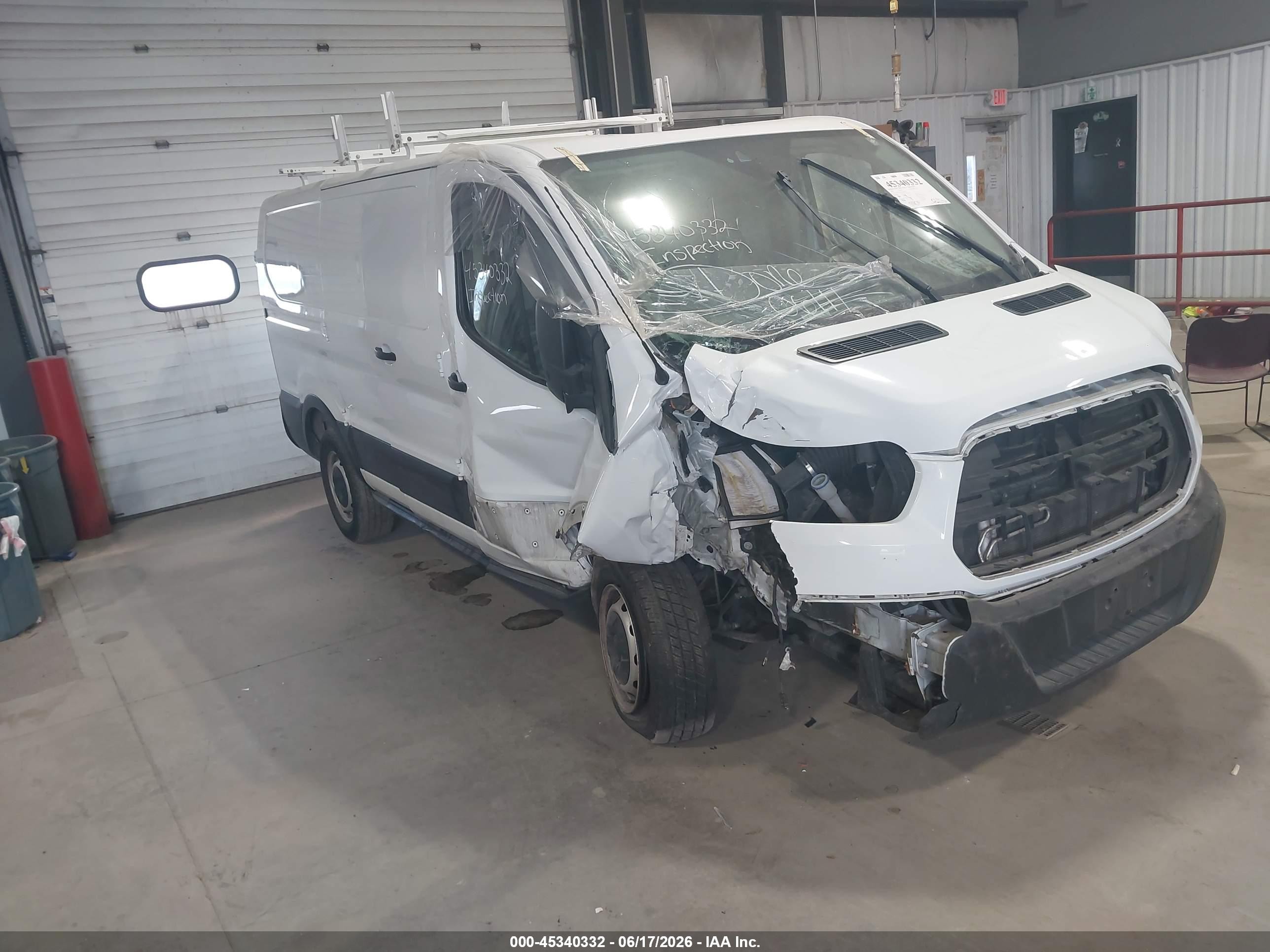 2019 Ford Transit, VIN 1FTYR1ZM5KKB79406 — Front end