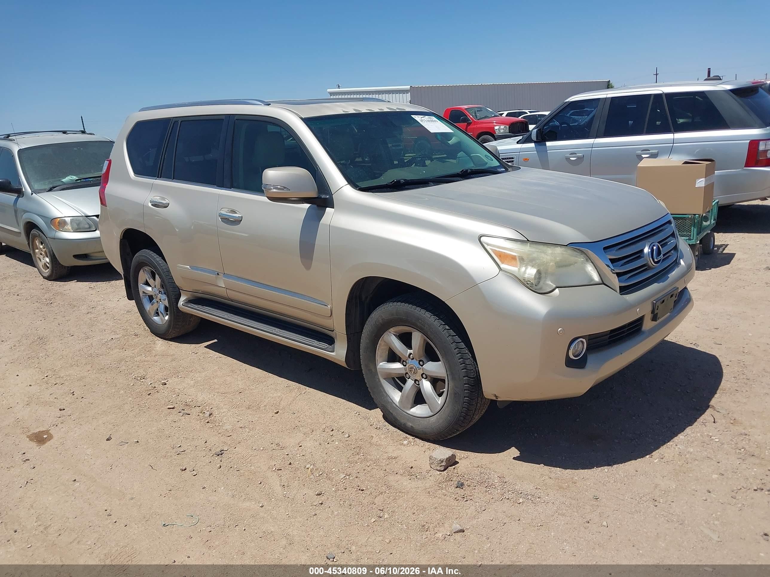 2012 Lexus GX 460, VIN JTJBM7FX5C5036233 — Rear end