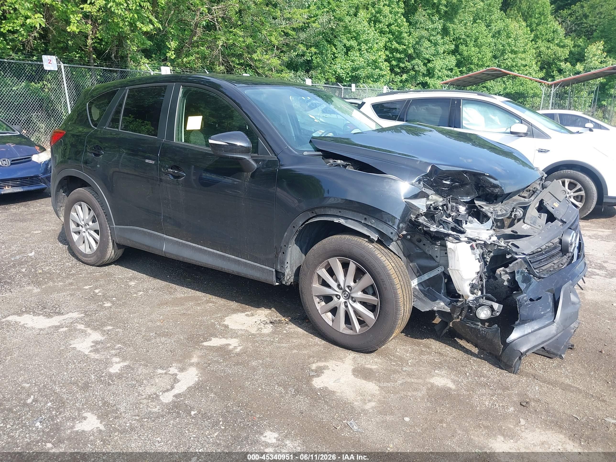2016 Mazda CX-5 Touring, VIN JM3KE4CY0G0696198 — Front end