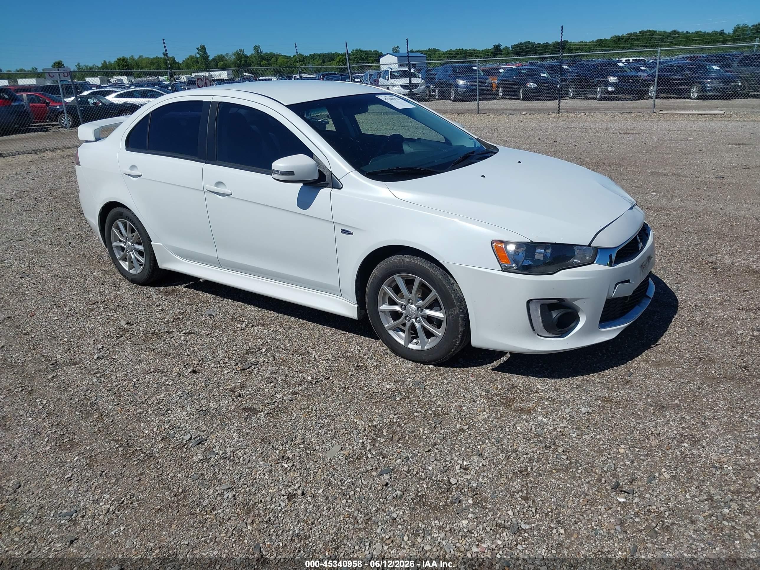 2016 Mitsubishi Lancer ES, VIN JA32U2FU3GU011918 — Front end