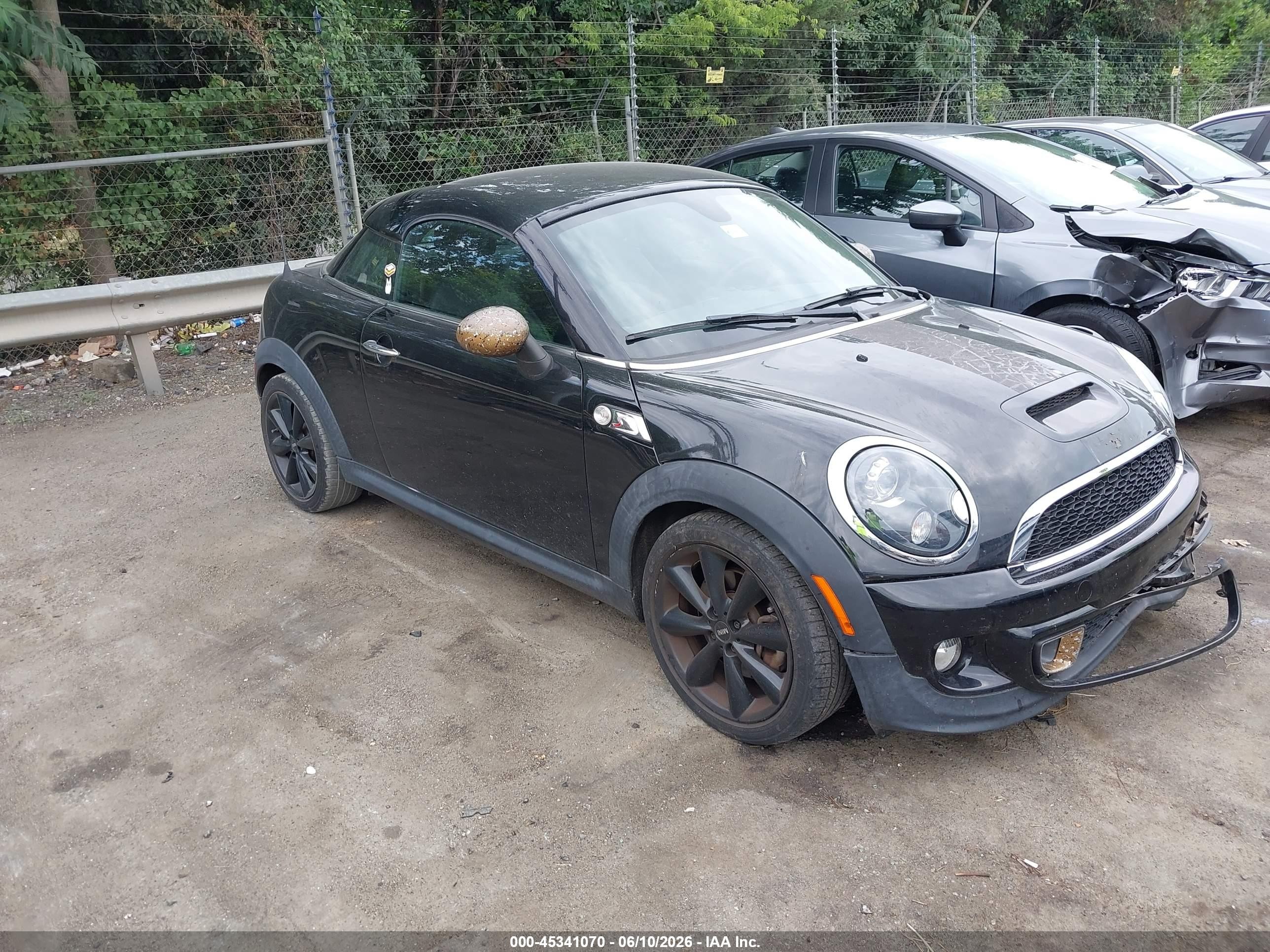 2014 MINI Coupe S, VIN WMWSX3C57ET409287 — Front end
