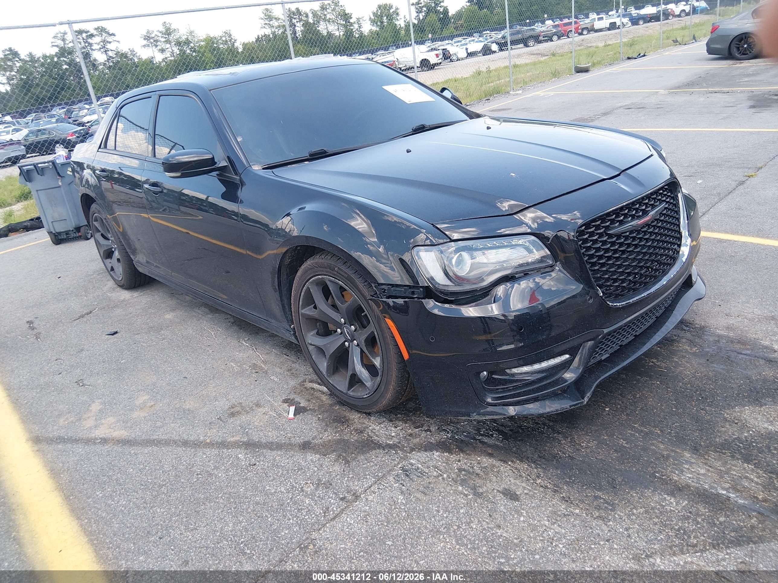 2021 Chrysler 300 S, VIN 2C3CCABT3MH562899 — Крыша