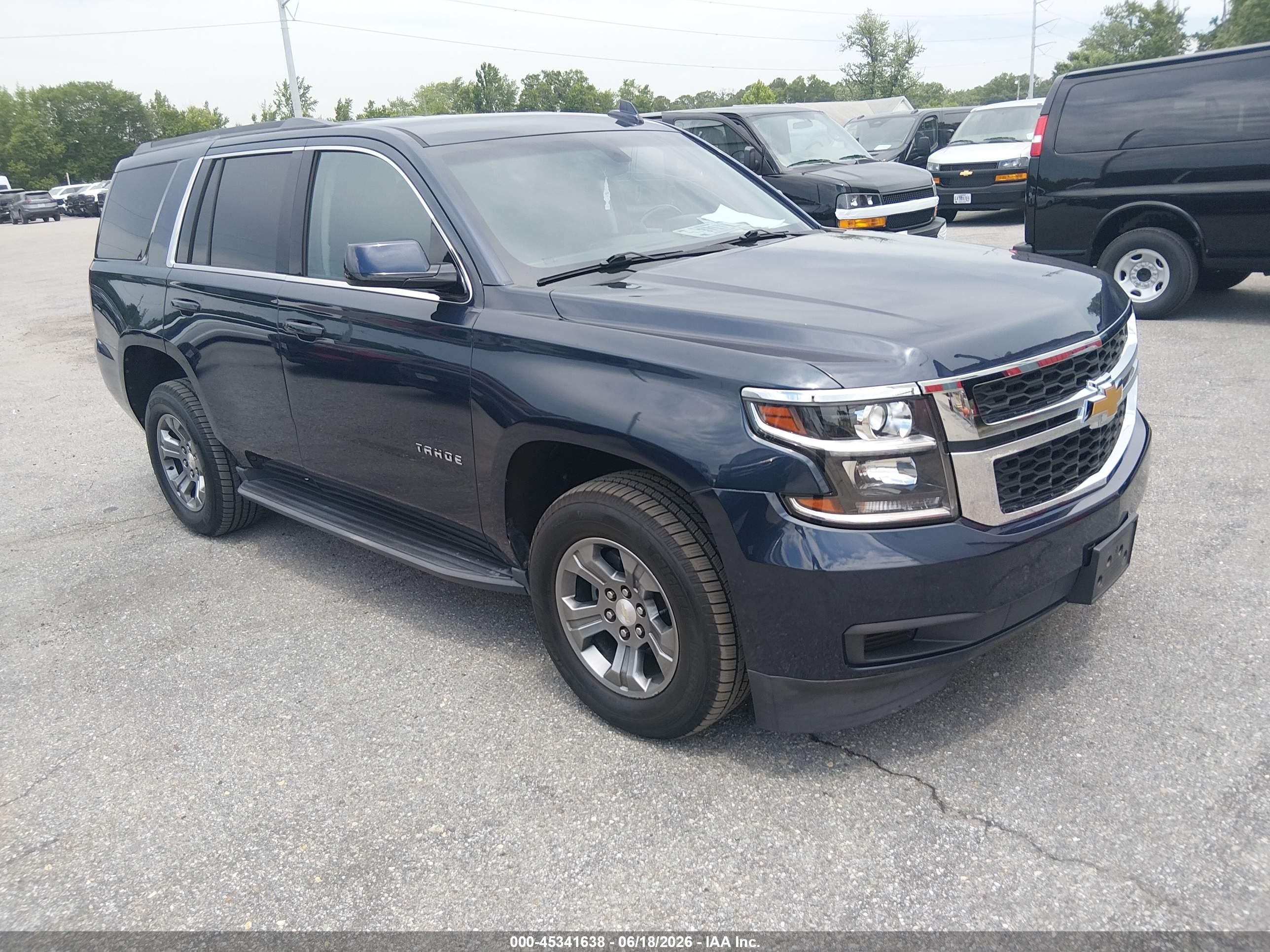 2018 Chevrolet Tahoe LS, VIN 1GNSKAEC8JR338519 — Обычный износ