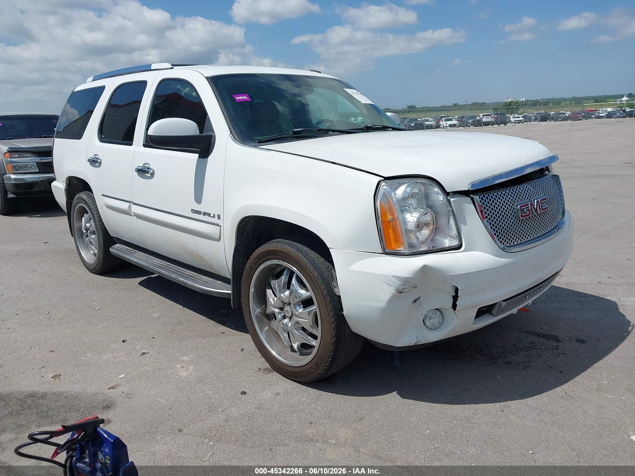 2007 GMC Yukon Denali, VIN 1GKFK63857J316561 — All over