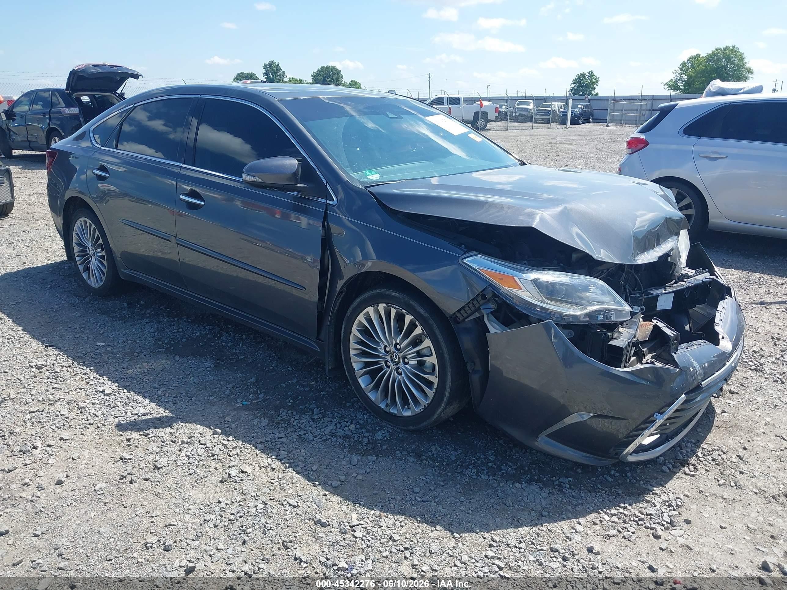 2017 Toyota Avalon XLE Plus, VIN 4T1BK1EB9HU251702 — Front end