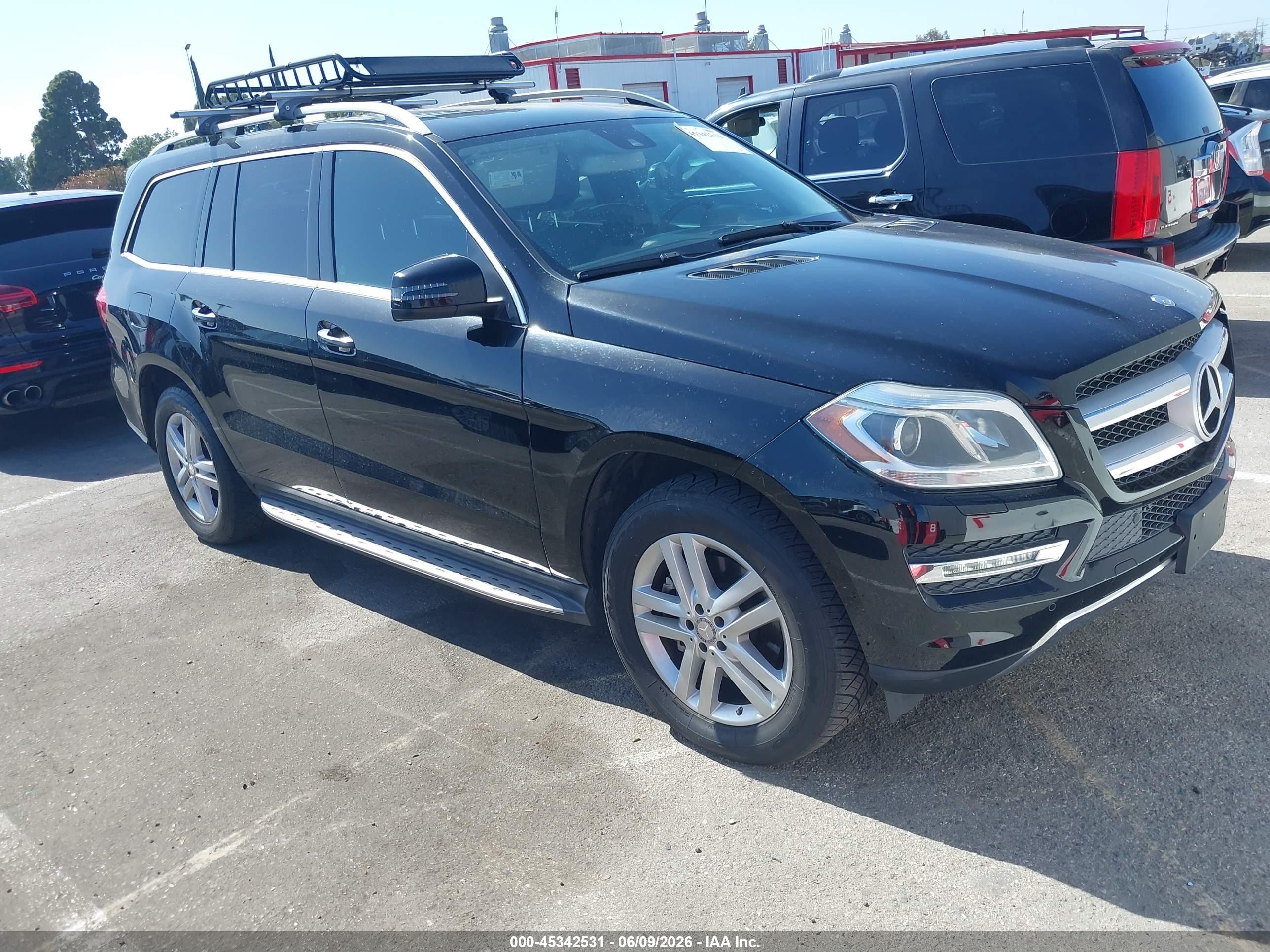 2014 Mercedes-Benz GL 450, VIN 4JGDF7CE3EA355712 — Not stated