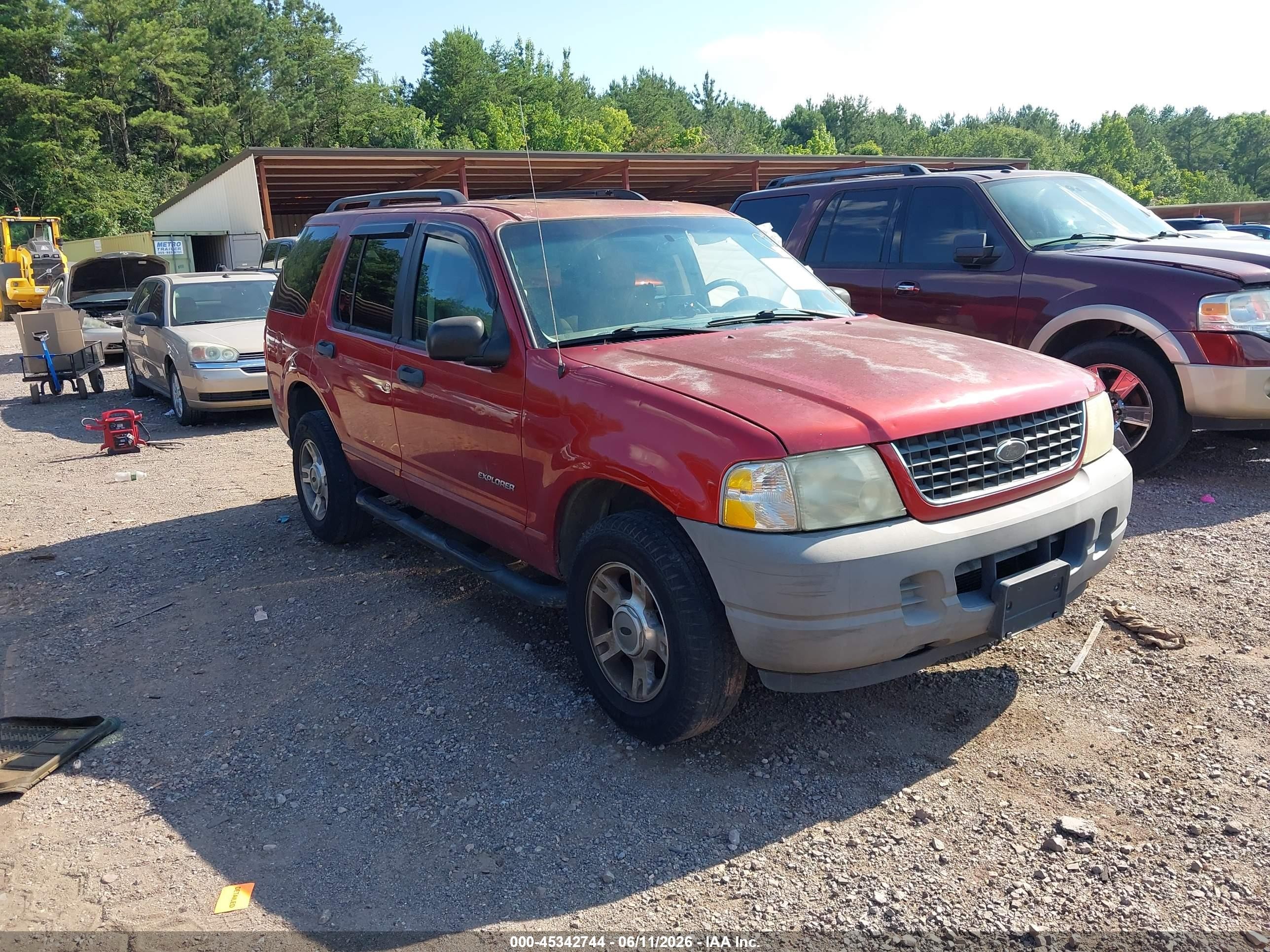 2002 Ford Explorer XLS, VIN 1FMZU62K12UD60589 — Normal wear