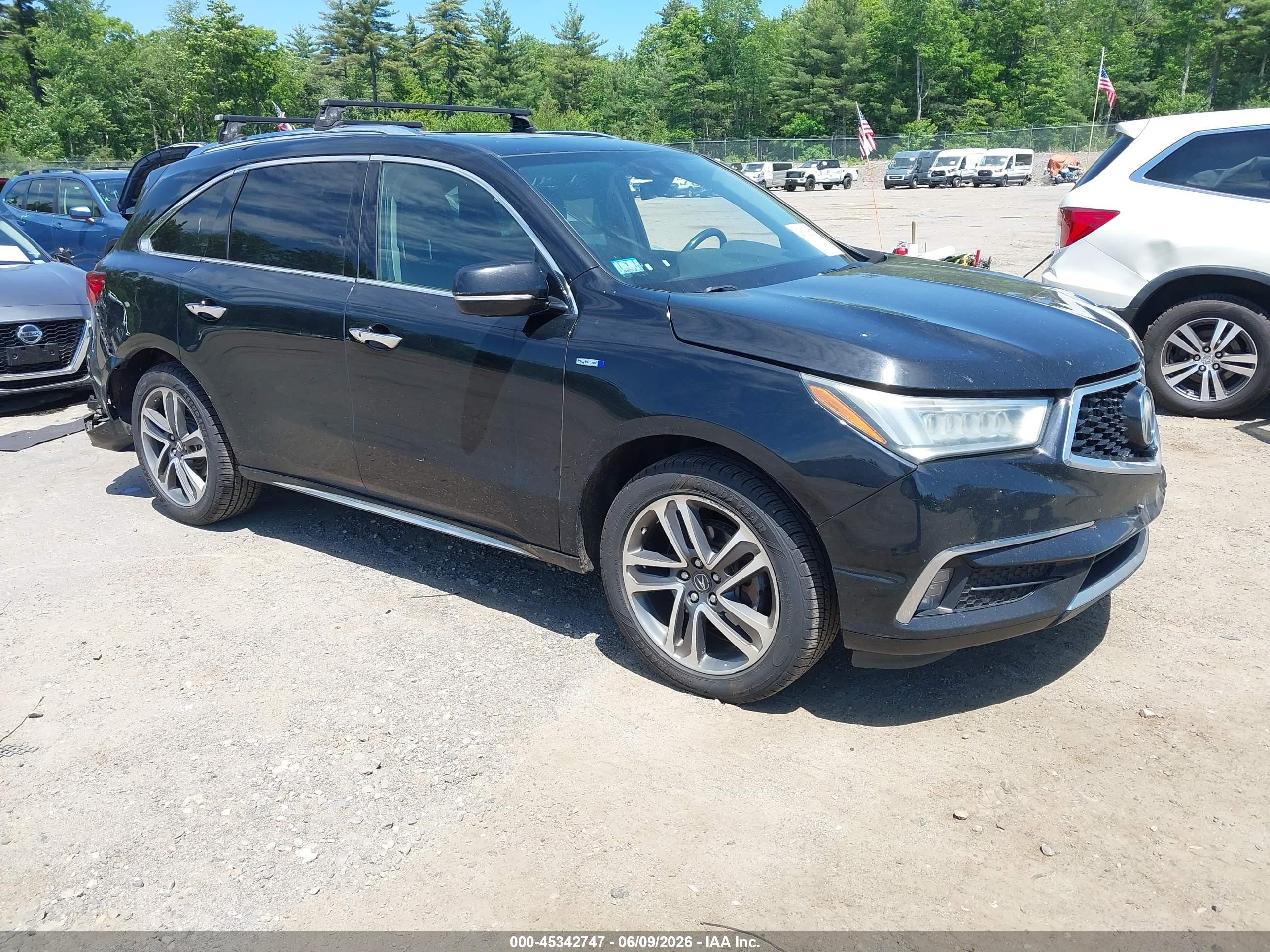 2017 Acura MDX Hybrid Sport, VIN 5FRYD7H78HB000549 — Rear end