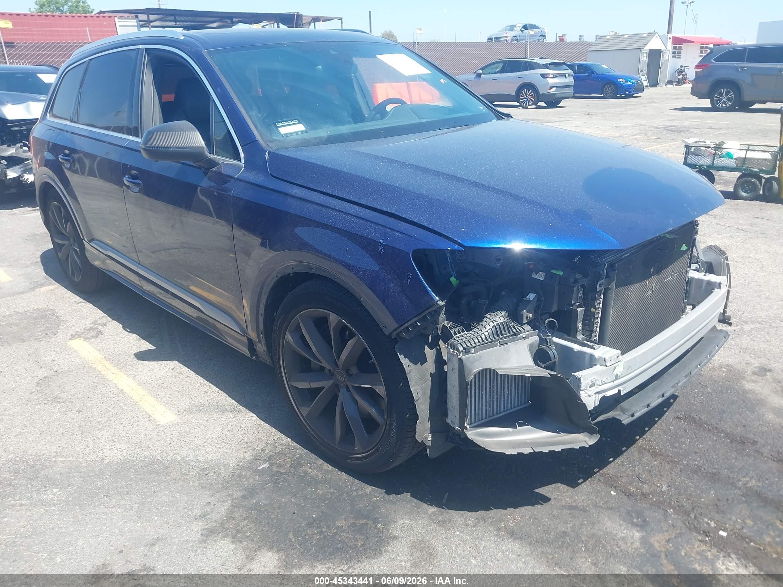 2023 Audi SQ7 Prestige, VIN WA1VWBF71PD003474 — Front end