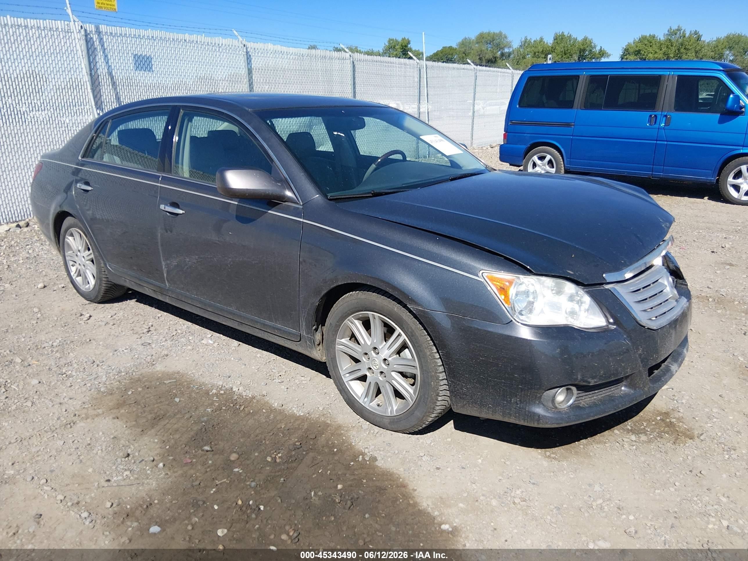 2008 Toyota Avalon Limited, VIN 4T1BK36B48U263461 — Front end