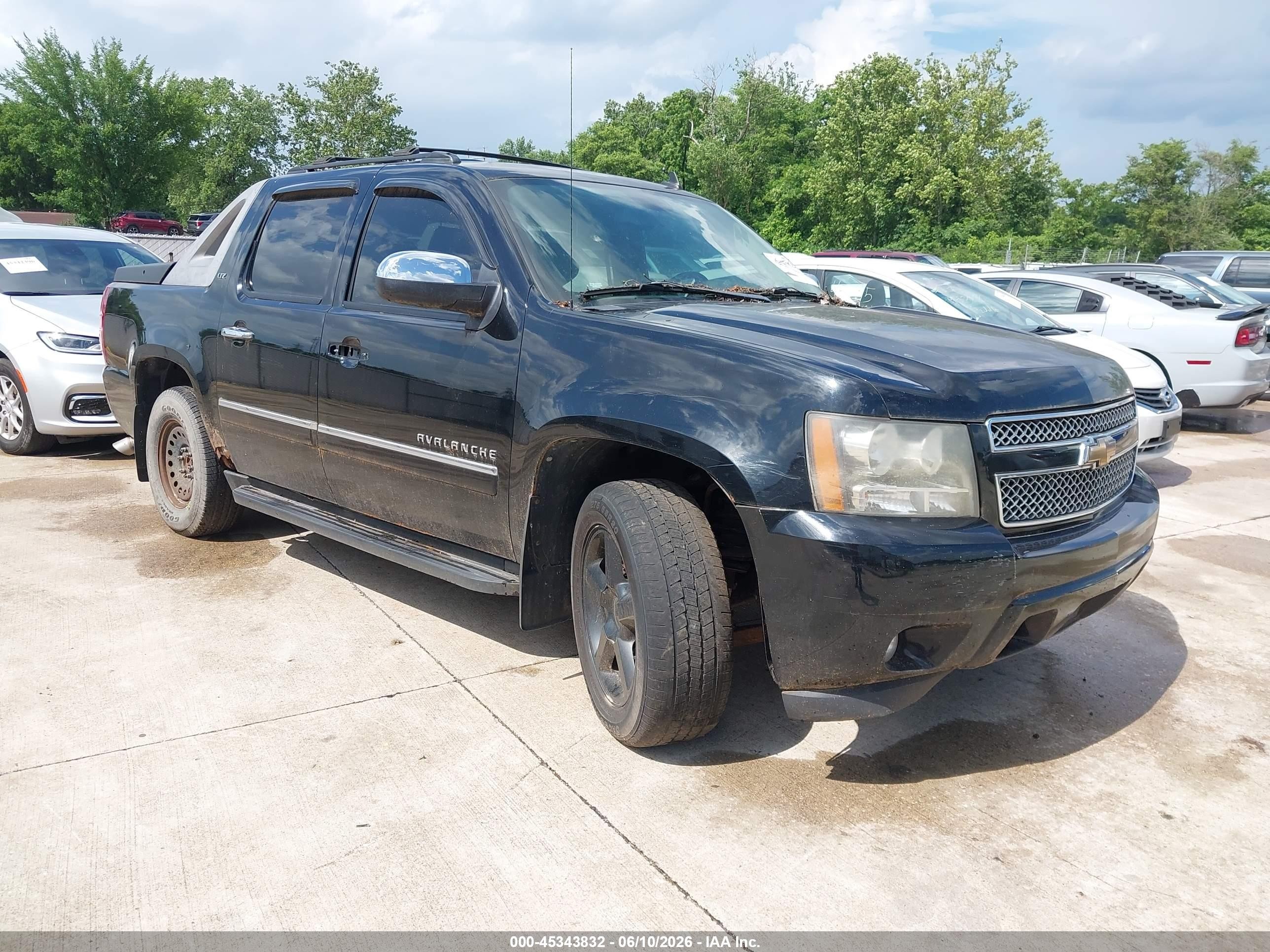 2010 Chevrolet Avalanche LTZ, VIN 3GNVKGE08AG183721 — Обычный износ