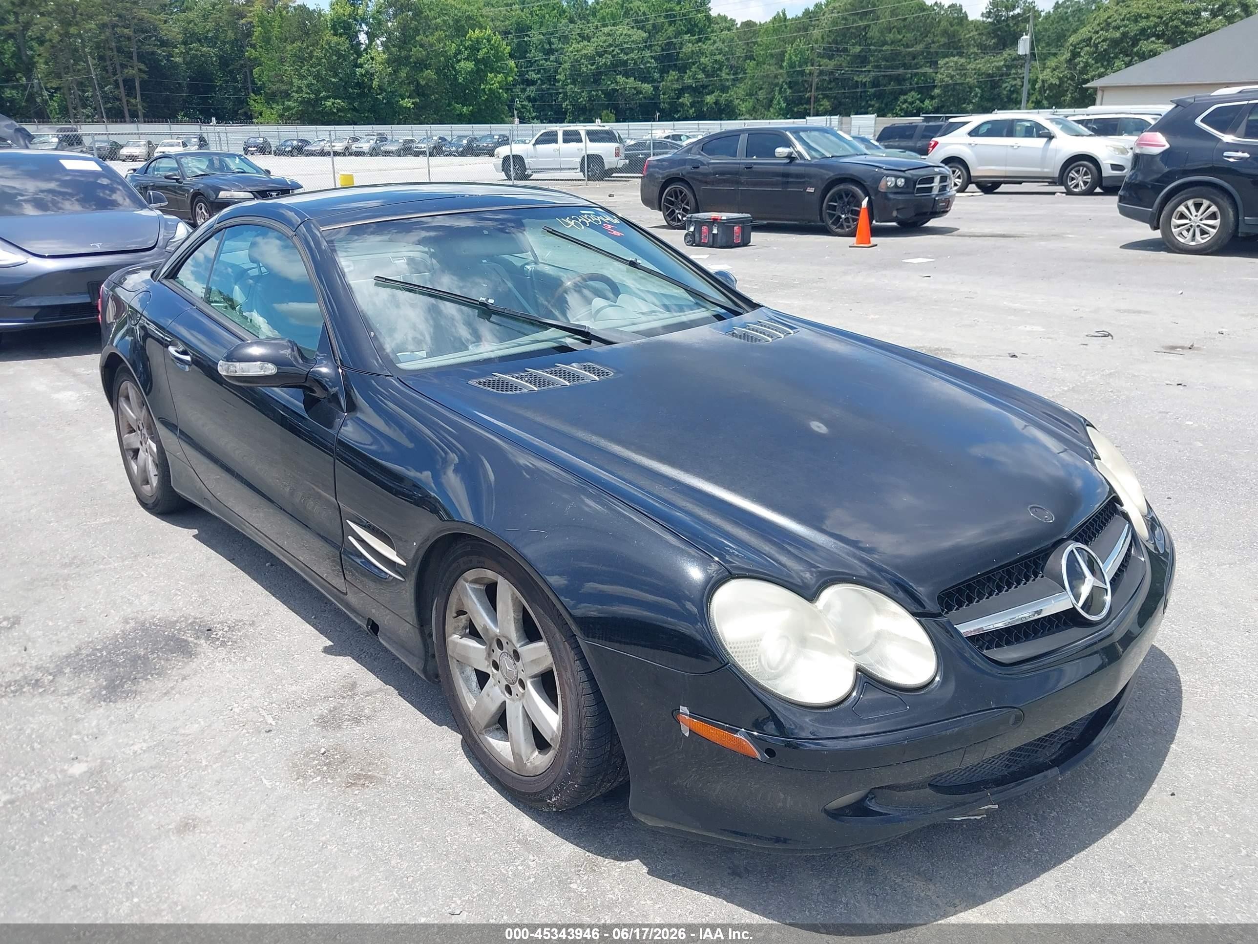 2003 Mercedes-Benz SL 500, VIN WDBSK75F13F021917 — Normal wear