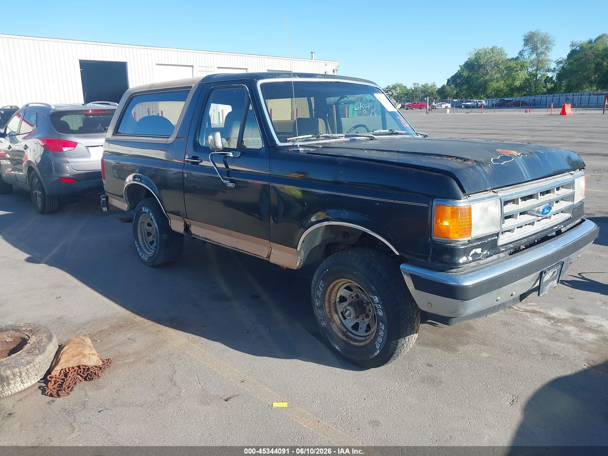1988 Ford Bronco, VIN 1FMEU15H6JLA58642 — Normal wear