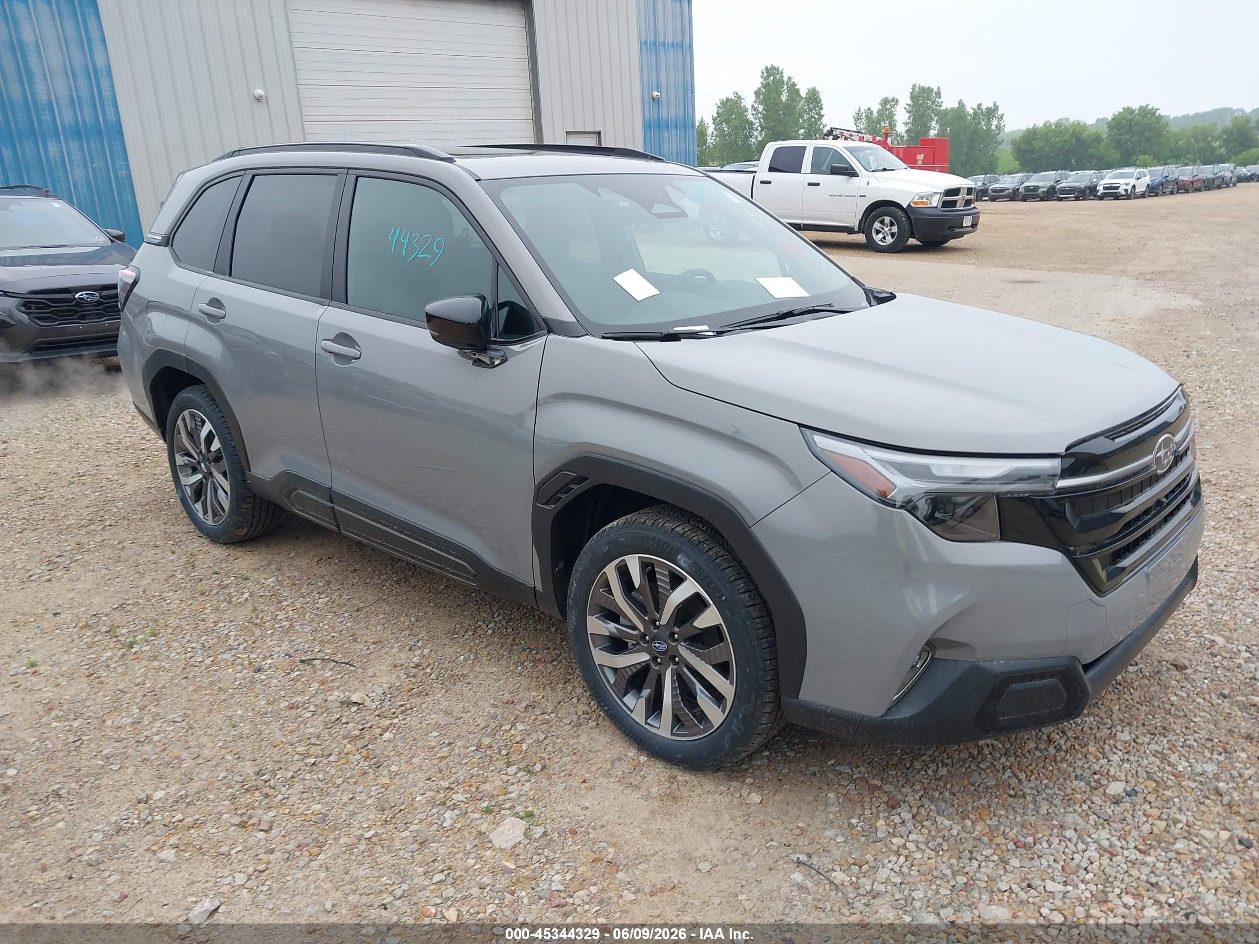 2026 Subaru Forester Touring, VIN 4S4SLDT67T3044681 — Град