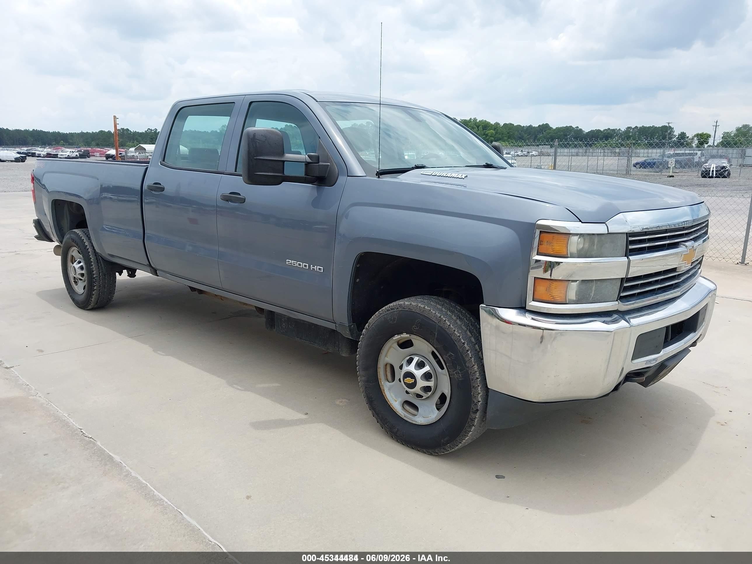 2016 Chevrolet Silverado 2500HD Work Truck, VIN 1GC1KUE8XGF187873 — Normal wear