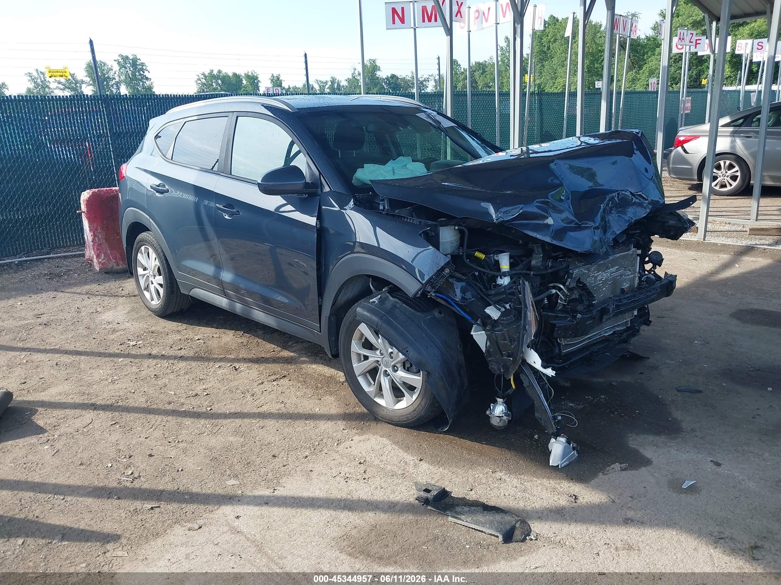 2019 Hyundai Tucson Value, VIN KM8J3CA46KU057535 — Front end