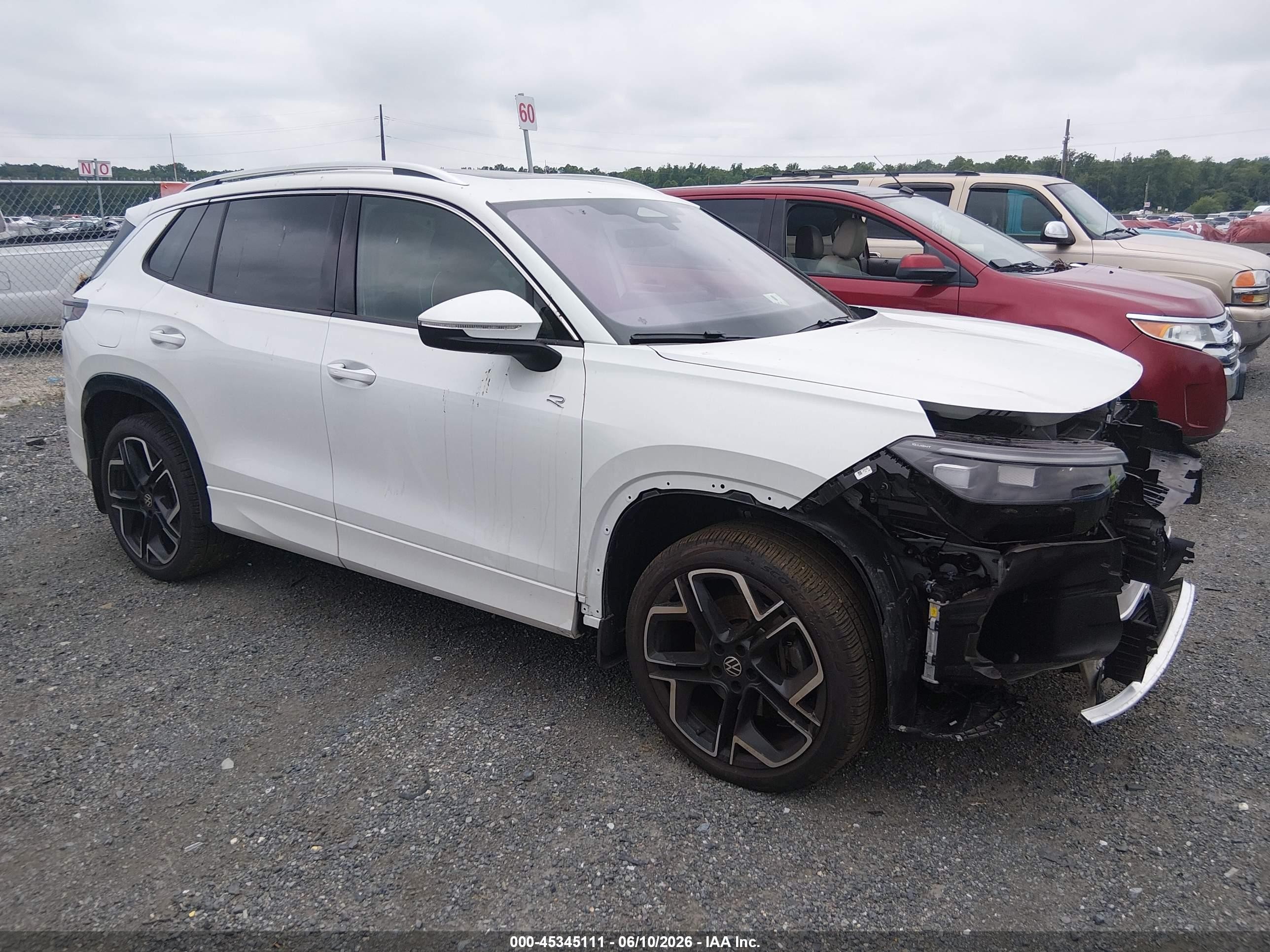 2026 Volkswagen Tiguan SEL R-Line Turbo, VIN 3VVUW7RM1TM039911 — Not stated