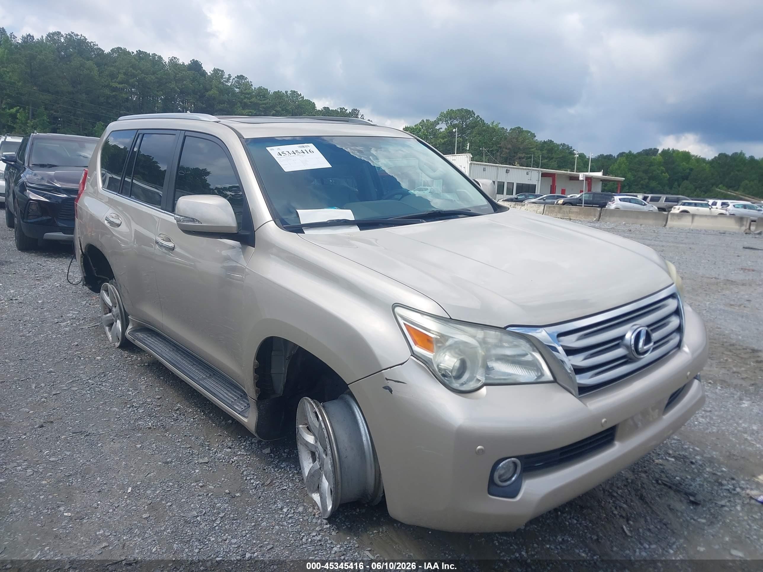 2011 Lexus GX 460, VIN JTJBM7FX9B5028652 — Side