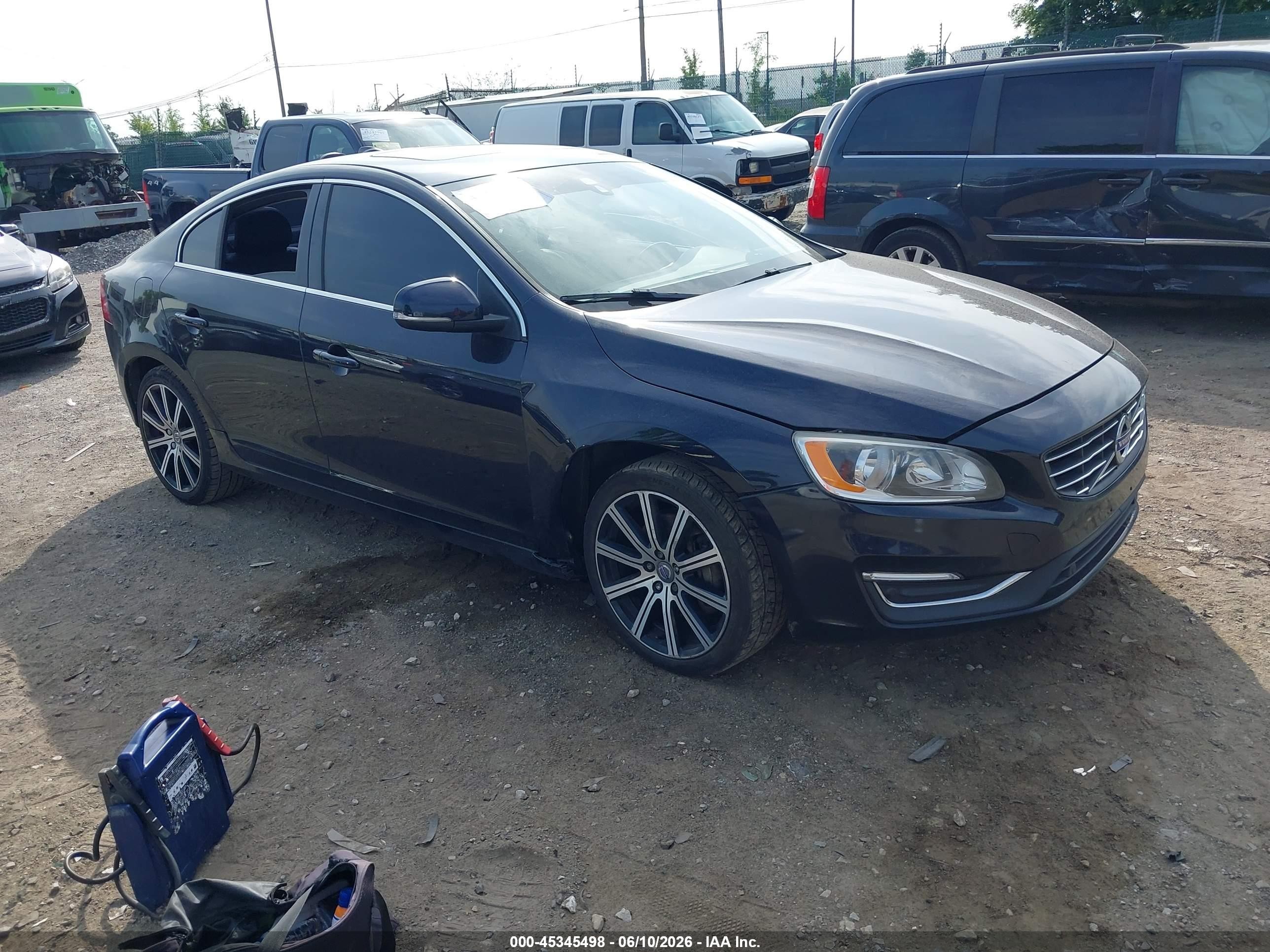2016 Volvo S60 T5 Premier, VIN YV1612TK5G2403223 — Not stated