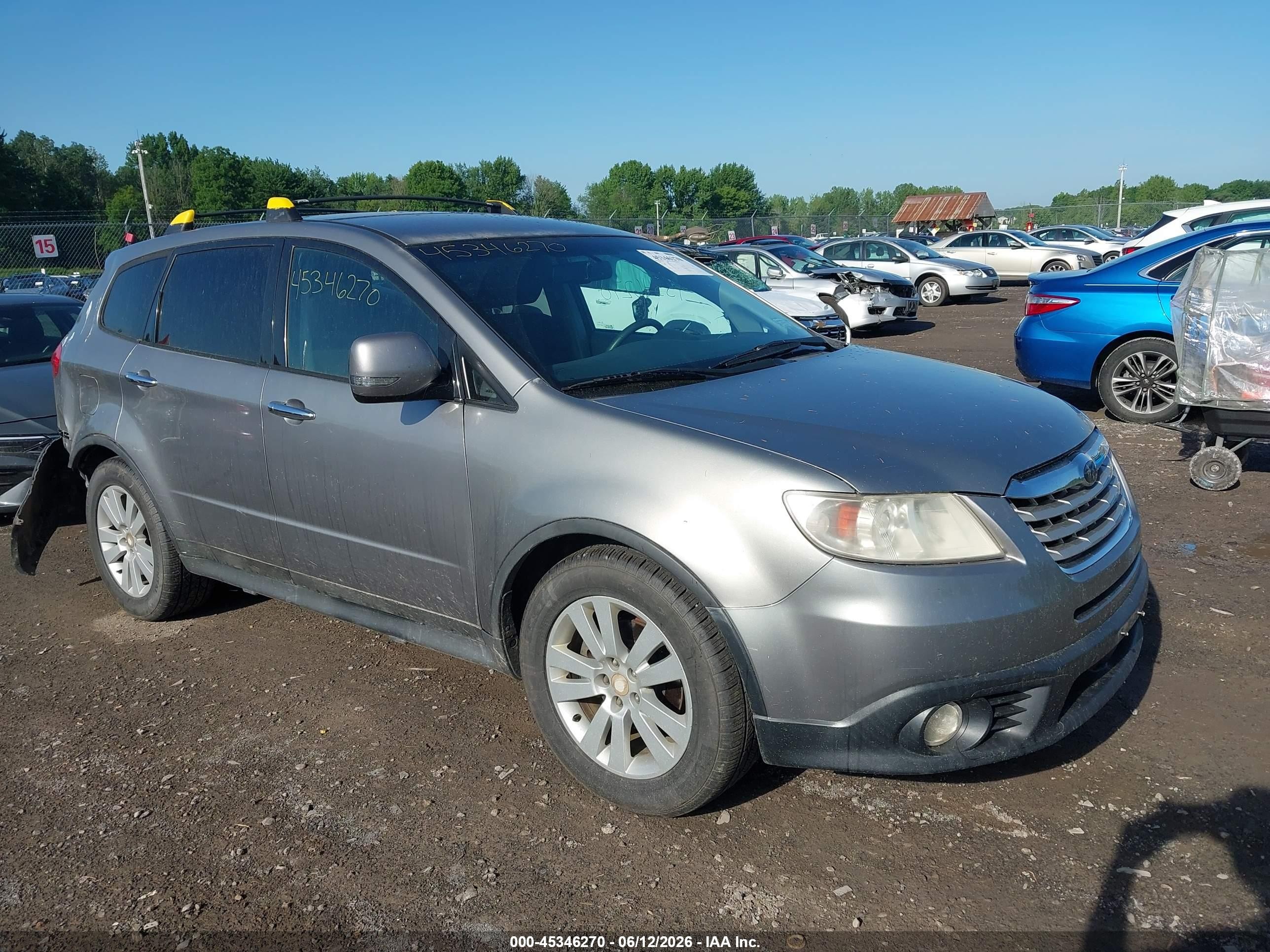 2008 Subaru Tribeca 5-Pass, VIN 4S4WX91D284401674 — Rear end