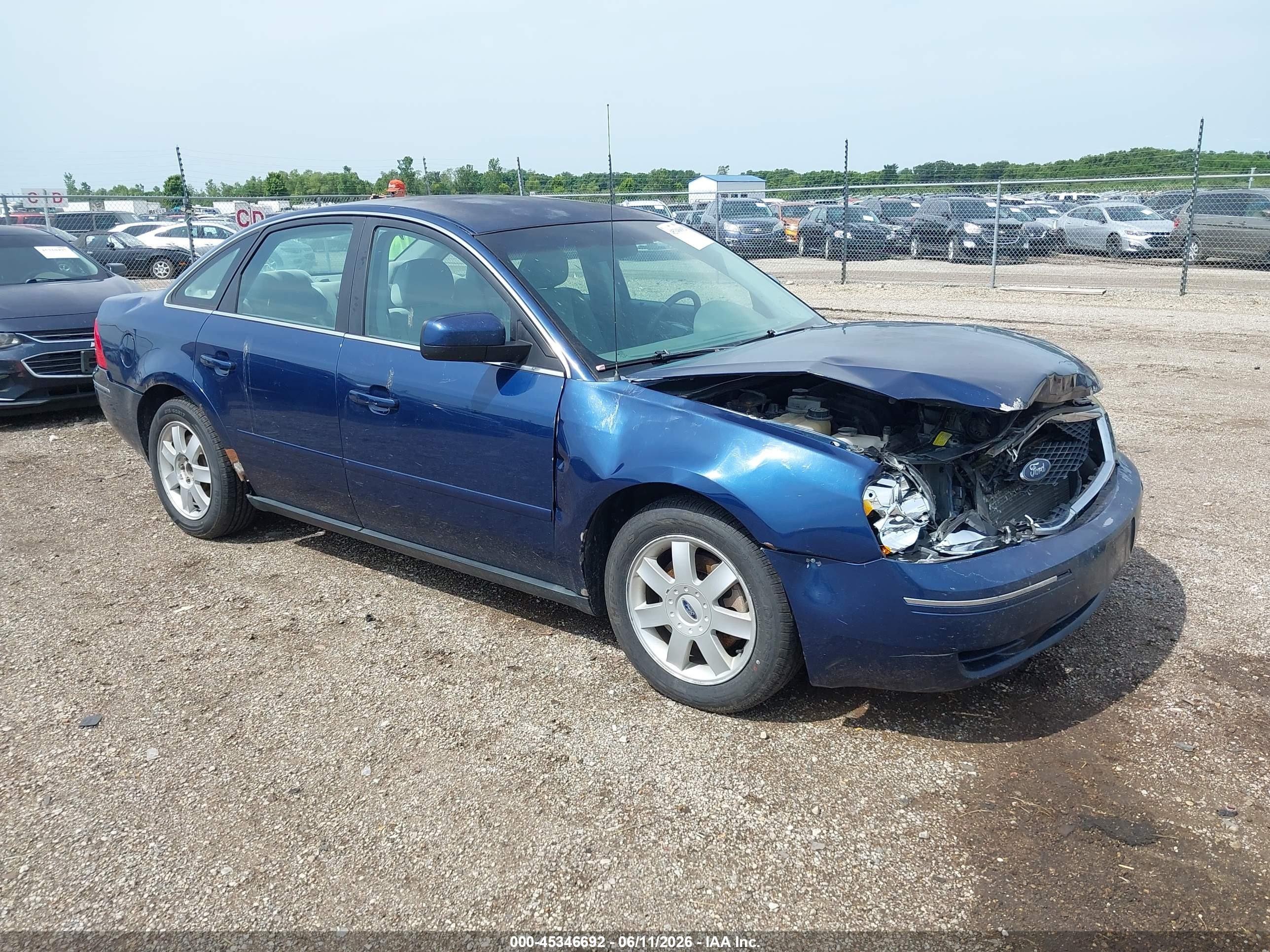 2006 Ford Five Hundred SE, VIN 1FAFP23196G137546 — Front end