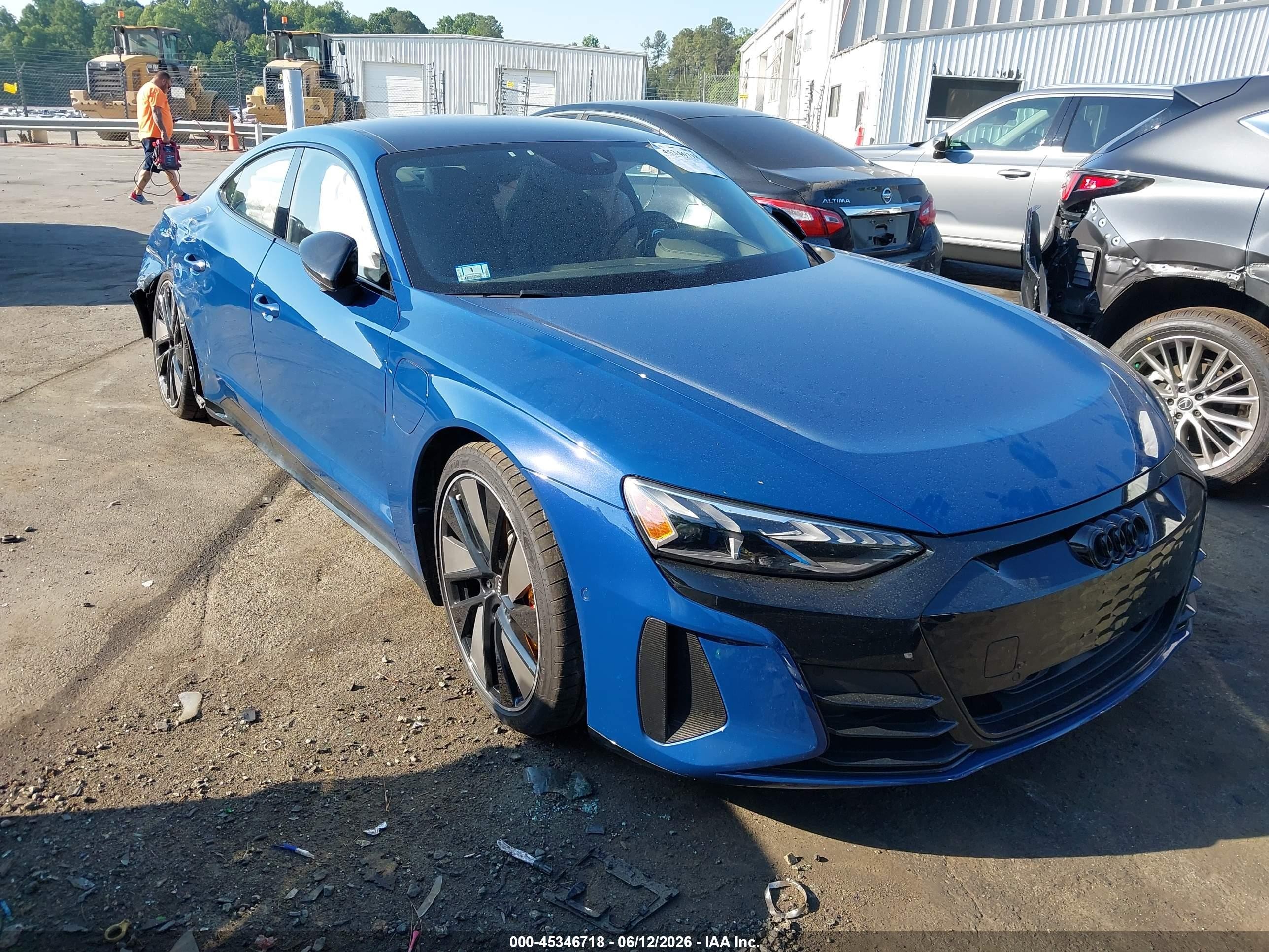 2022 Audi RS e-tron GT, VIN WAUBHBFW9N7904997 — Зад