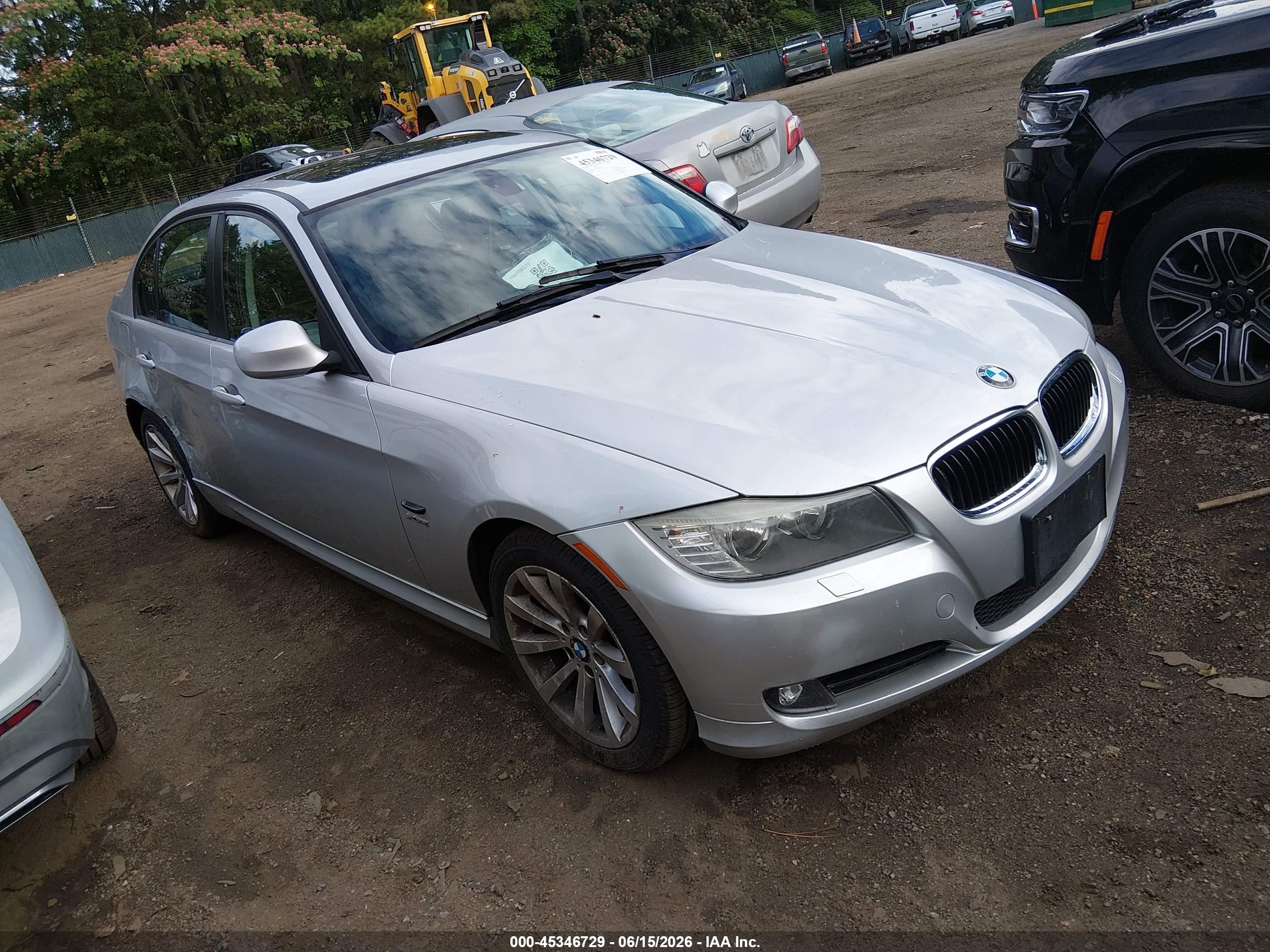2011 BMW 3 Series 328i xDrive, VIN WBAPK7C52BF083680 — Rear end