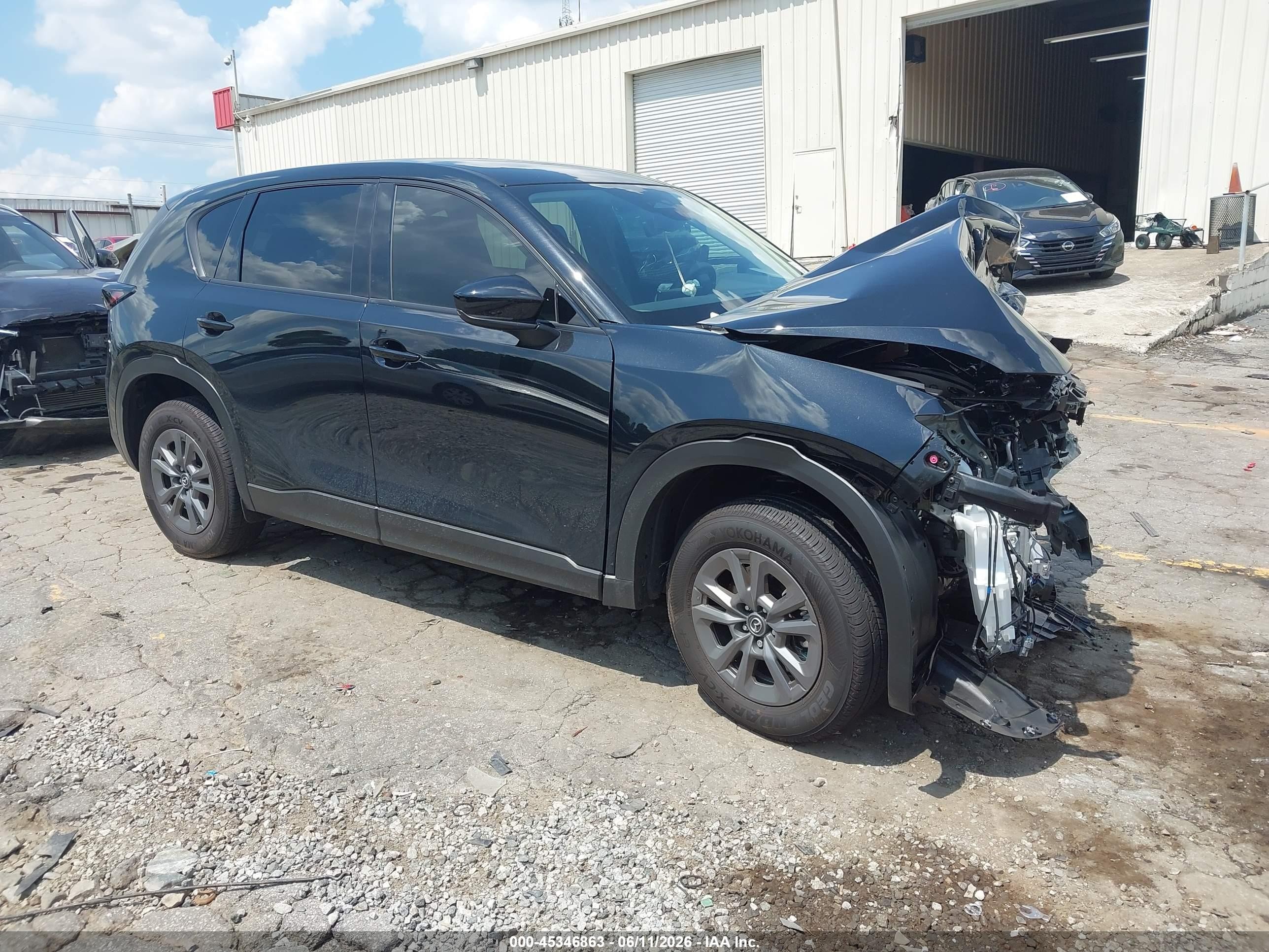 2026 Mazda CX-5 2.5 S Select, VIN JM3KMBHA3T0101180 — Front end