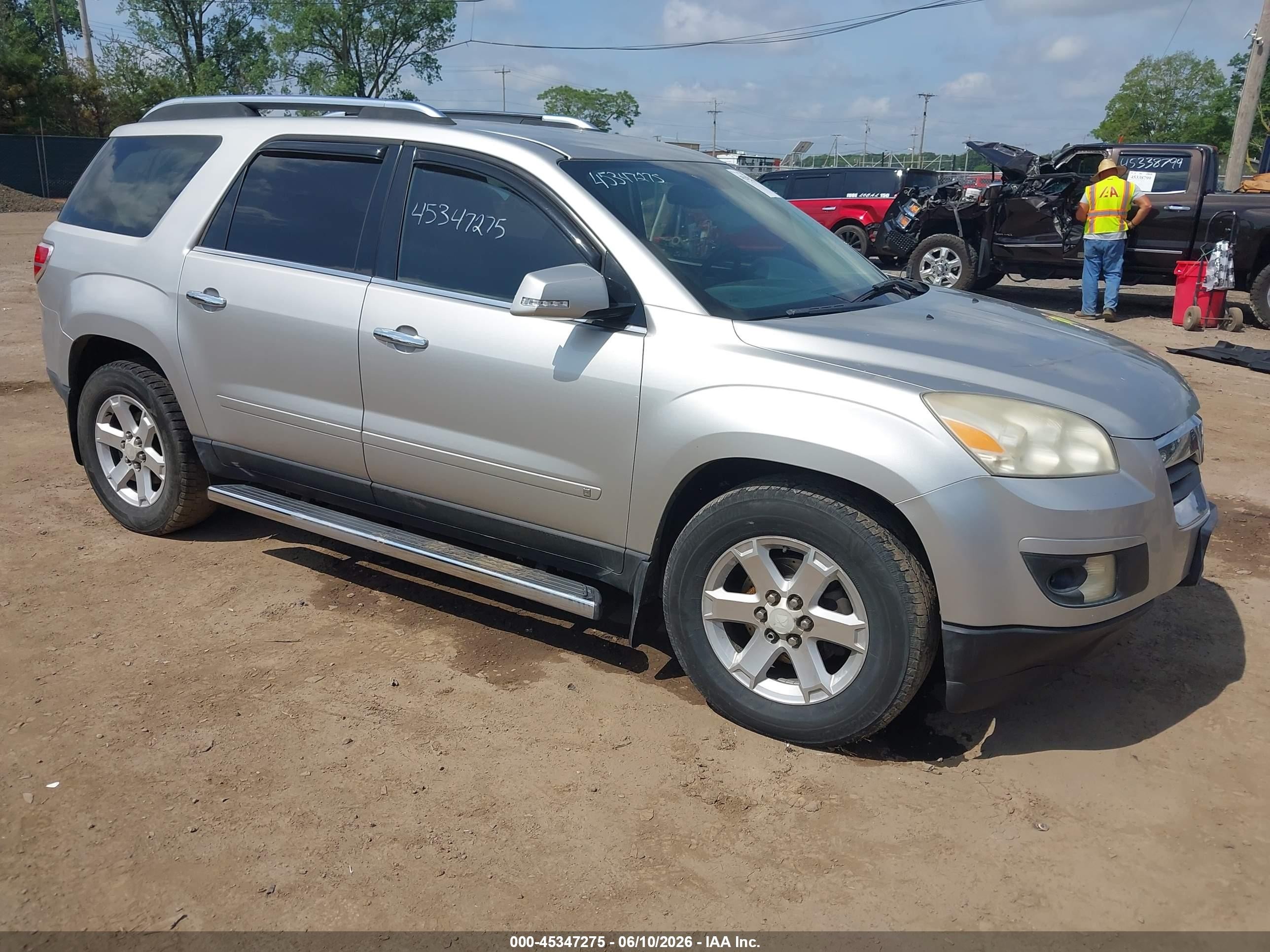 2008 Saturn Outlook XR, VIN 5GZER23778J113545 — Бок