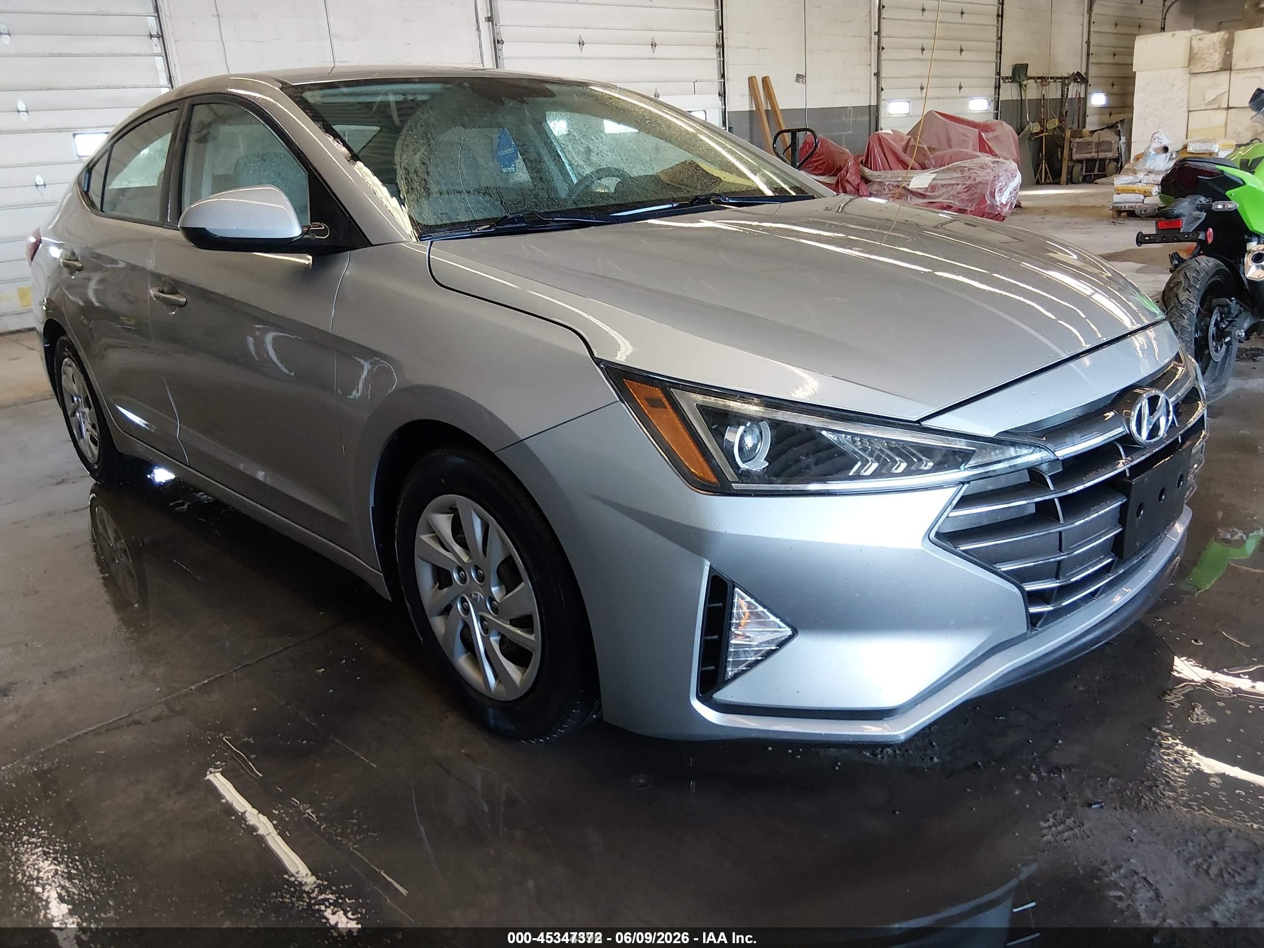 2020 Hyundai Elantra SE, VIN 5NPD74LF0LH602103 — Normal wear