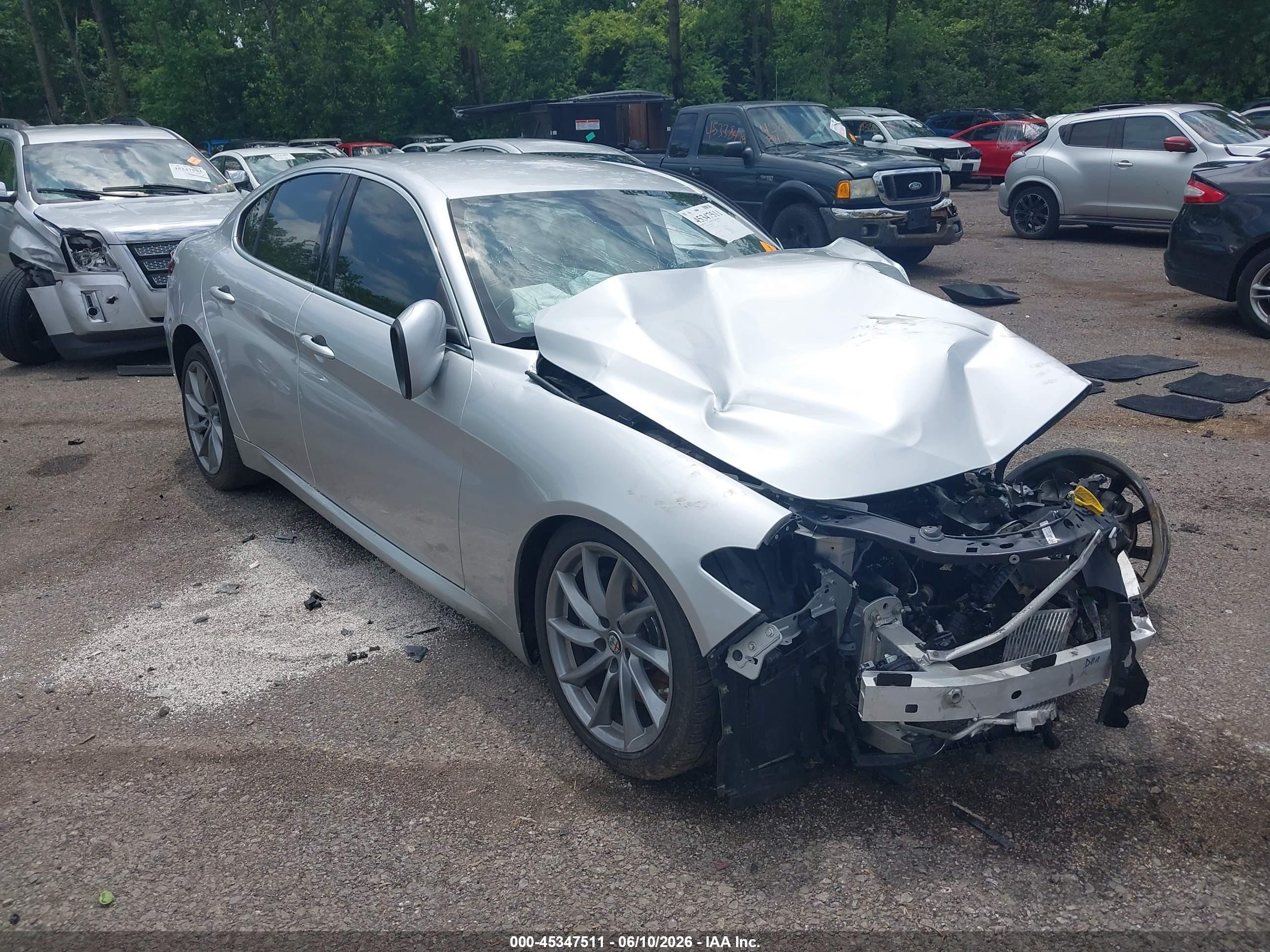 2017 Alfa Romeo Giulia, VIN ZARFAEBN0H7539935 — Front end