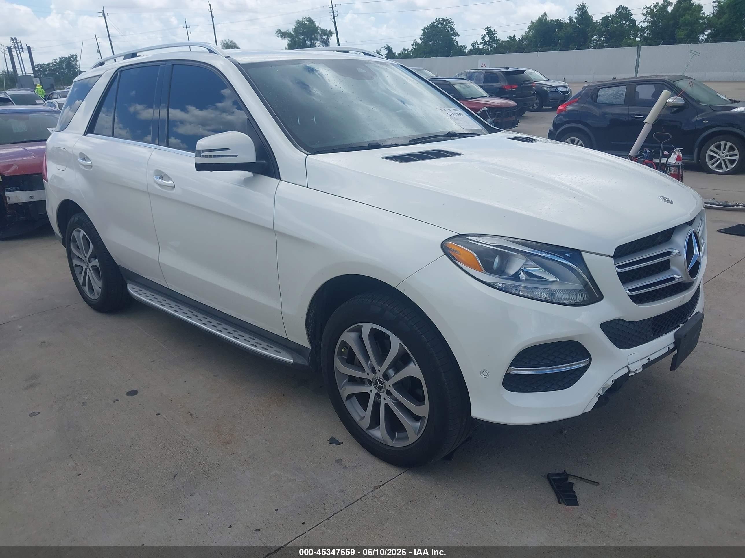2018 Mercedes-Benz GLE 350, VIN 4JGDA5JB9JB199238 — Front end