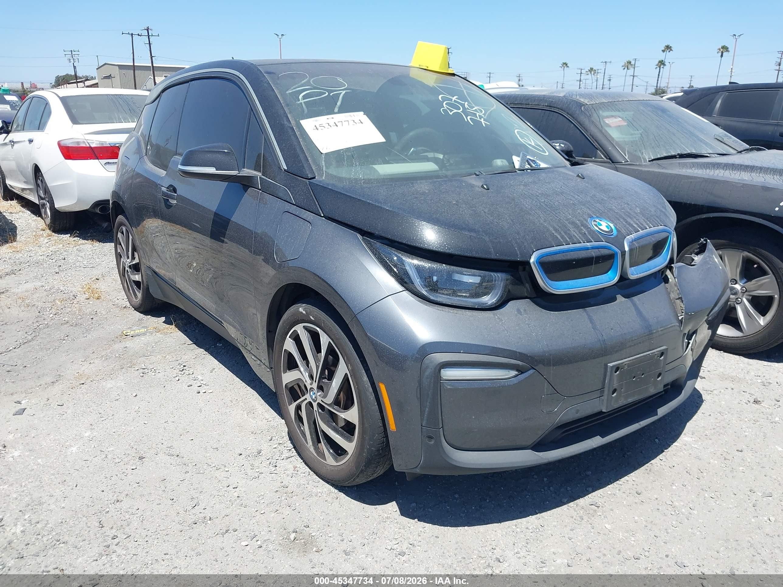 2019 BMW i3, VIN WBY8P4C5XK7E02567 — Зад
