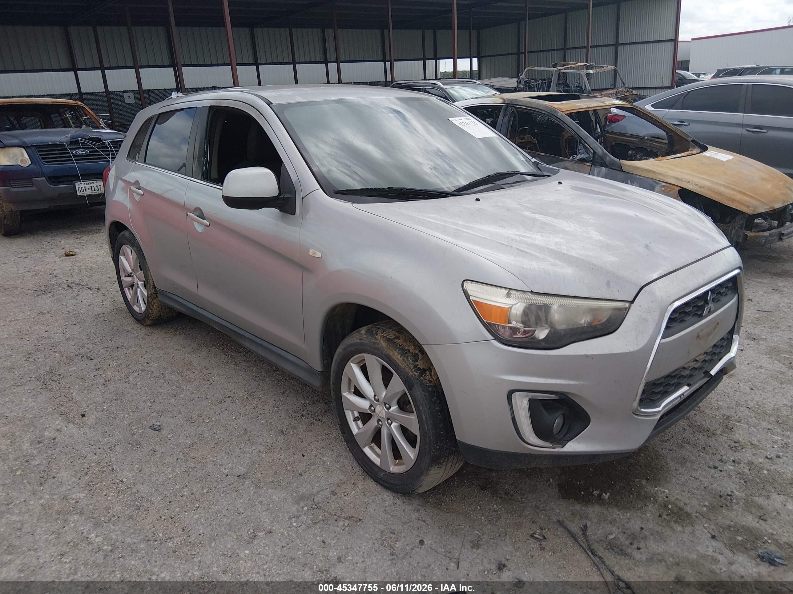 2015 Mitsubishi Outlander SE, VIN 4A4AR4AU7FE039546 — Burn