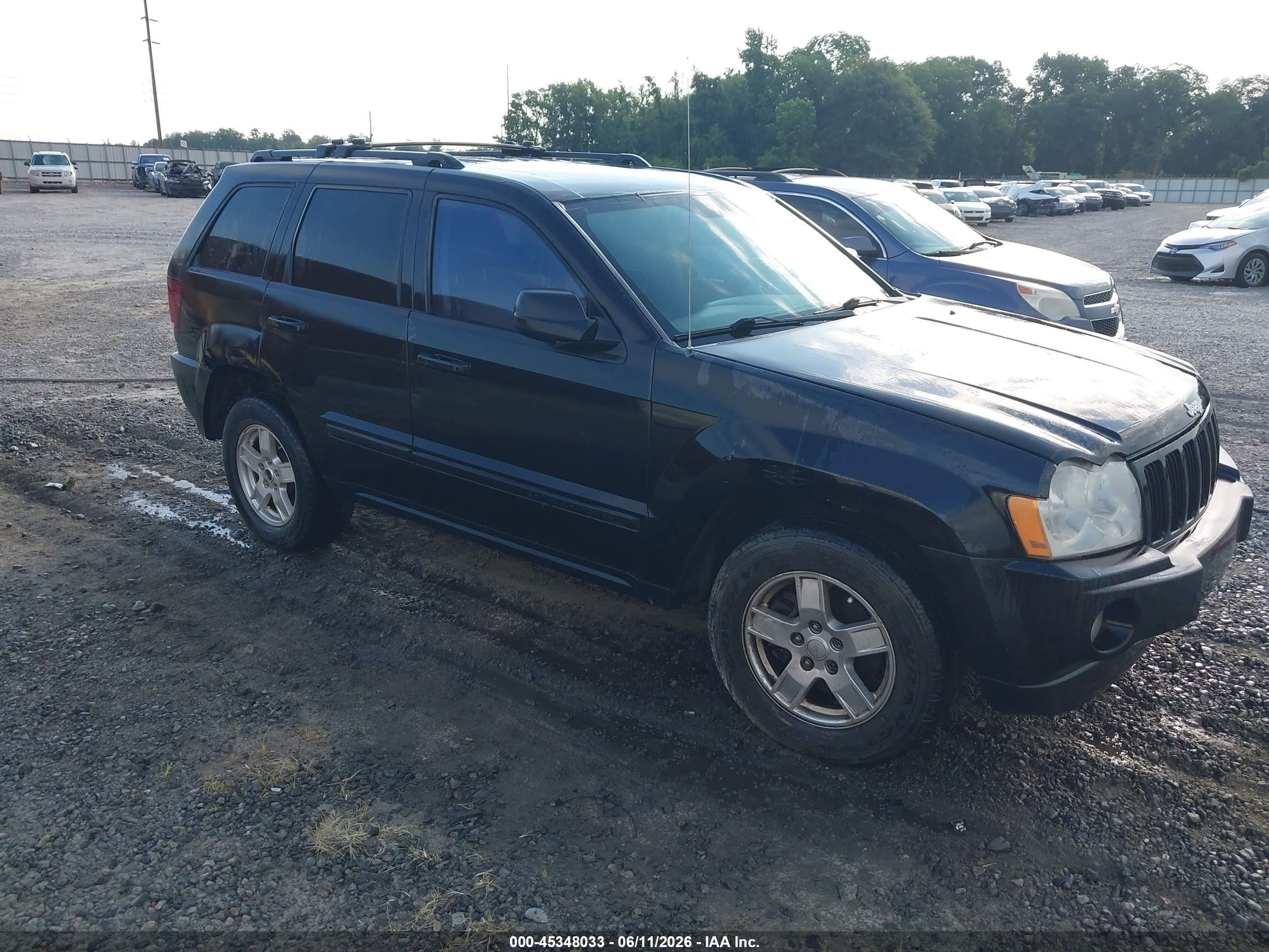 2007 Jeep Grand Cherokee Laredo, VIN 1J8GR48K57C566318 — Normal wear