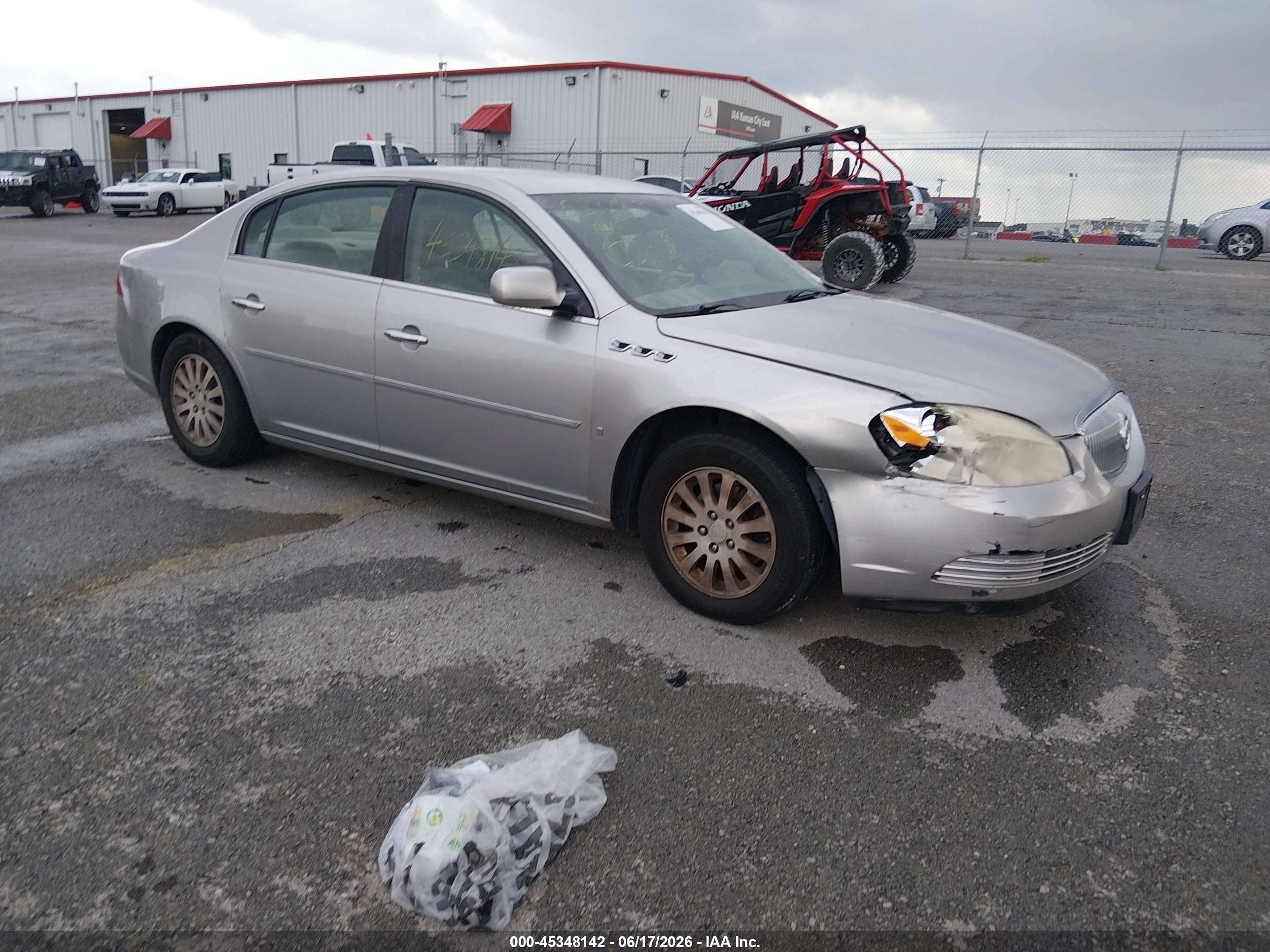2006 Buick Lucerne CX, VIN 1G4HP57276U211650 — Side