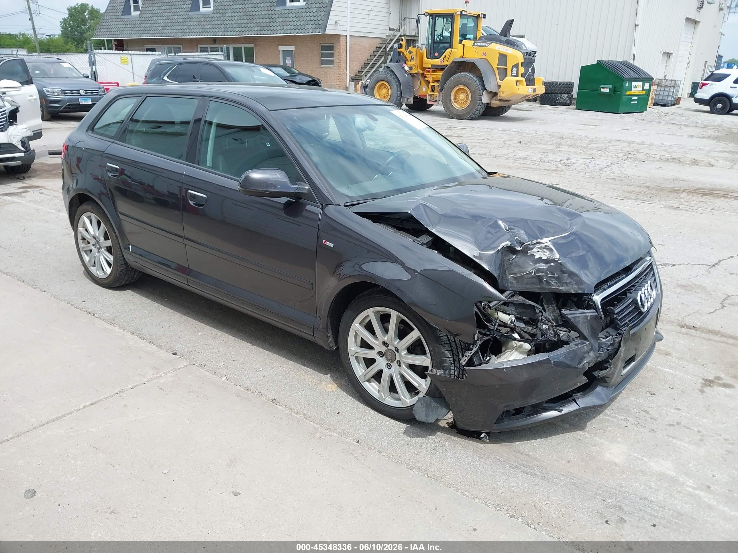 2012 Audi A3 Premium Plus, VIN WAUKJAFM6CA077134 — Перед