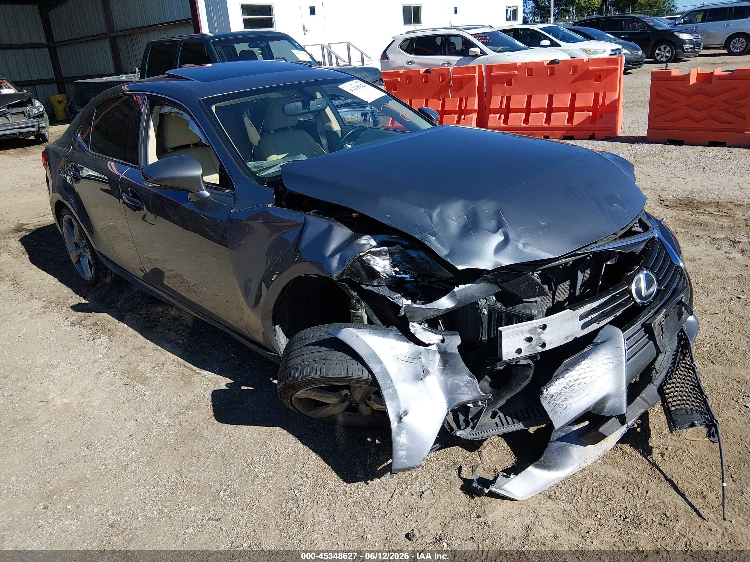 2014 Lexus IS 350, VIN JTHCE1D25E5001430 — Front end
