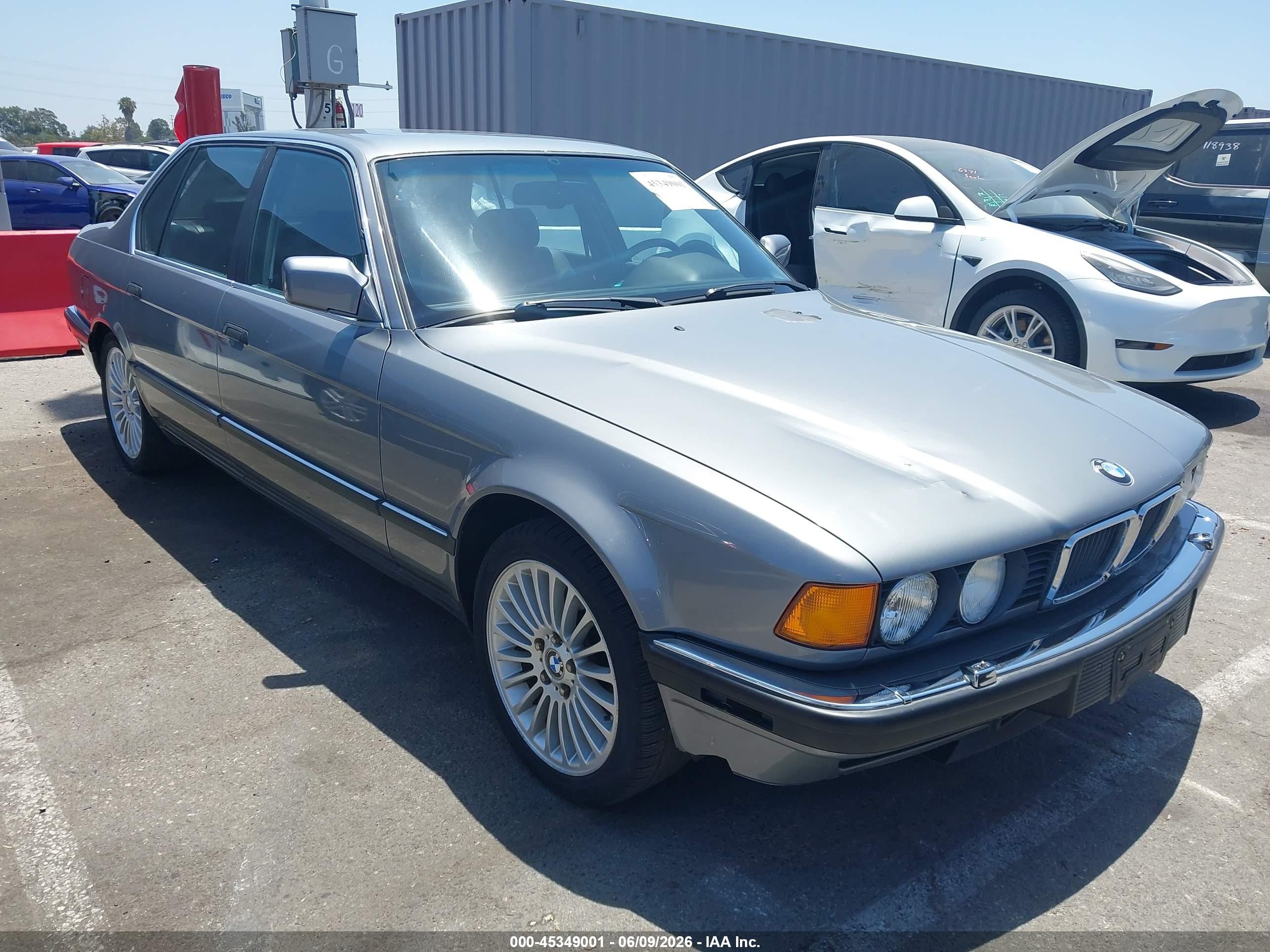 1991 BMW 7 Series, VIN WBAGC8319MDC78757 — Front end