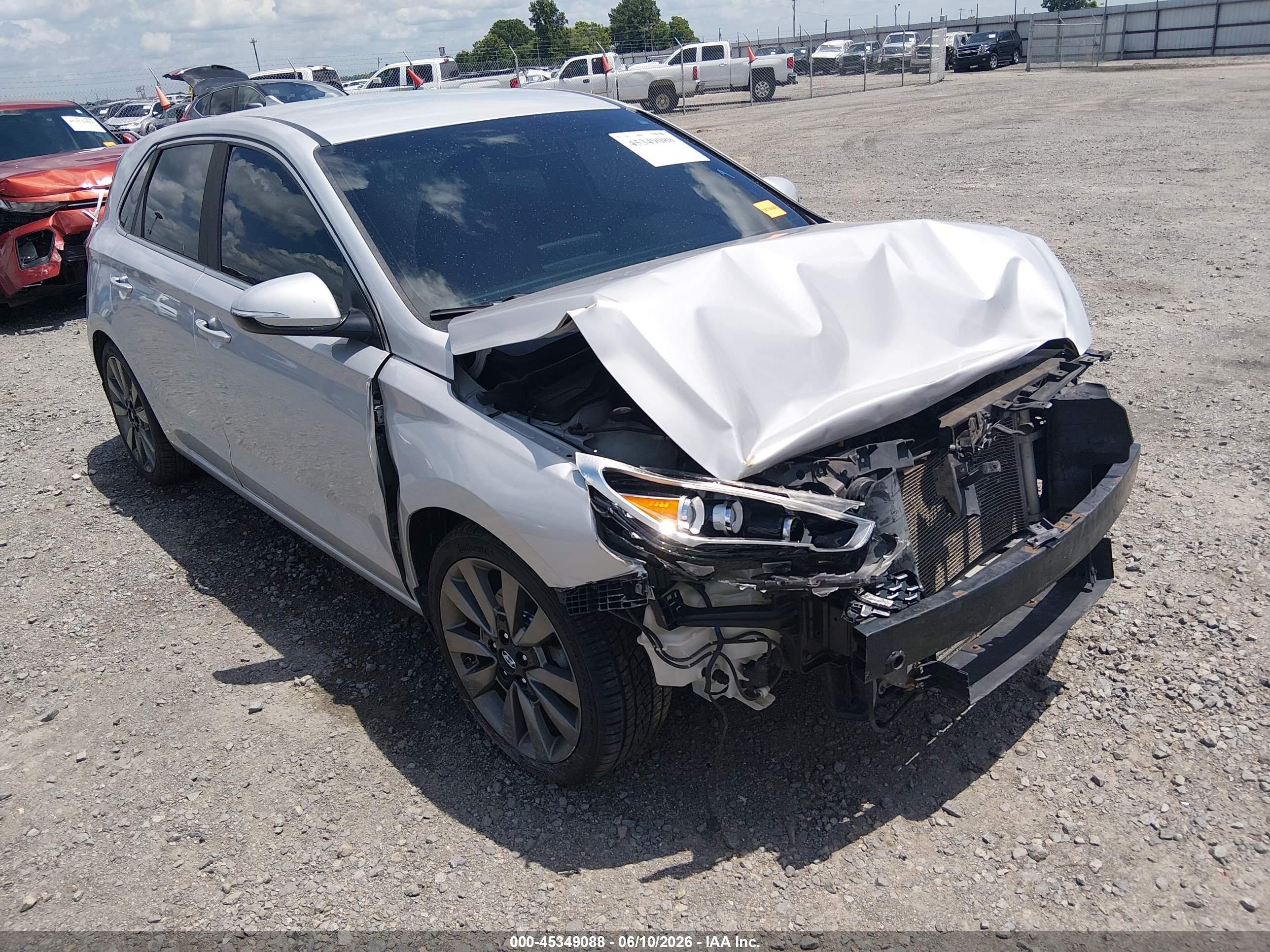 2018 Hyundai Elantra Sport, VIN KMHH55LC9JU039411 — Front end