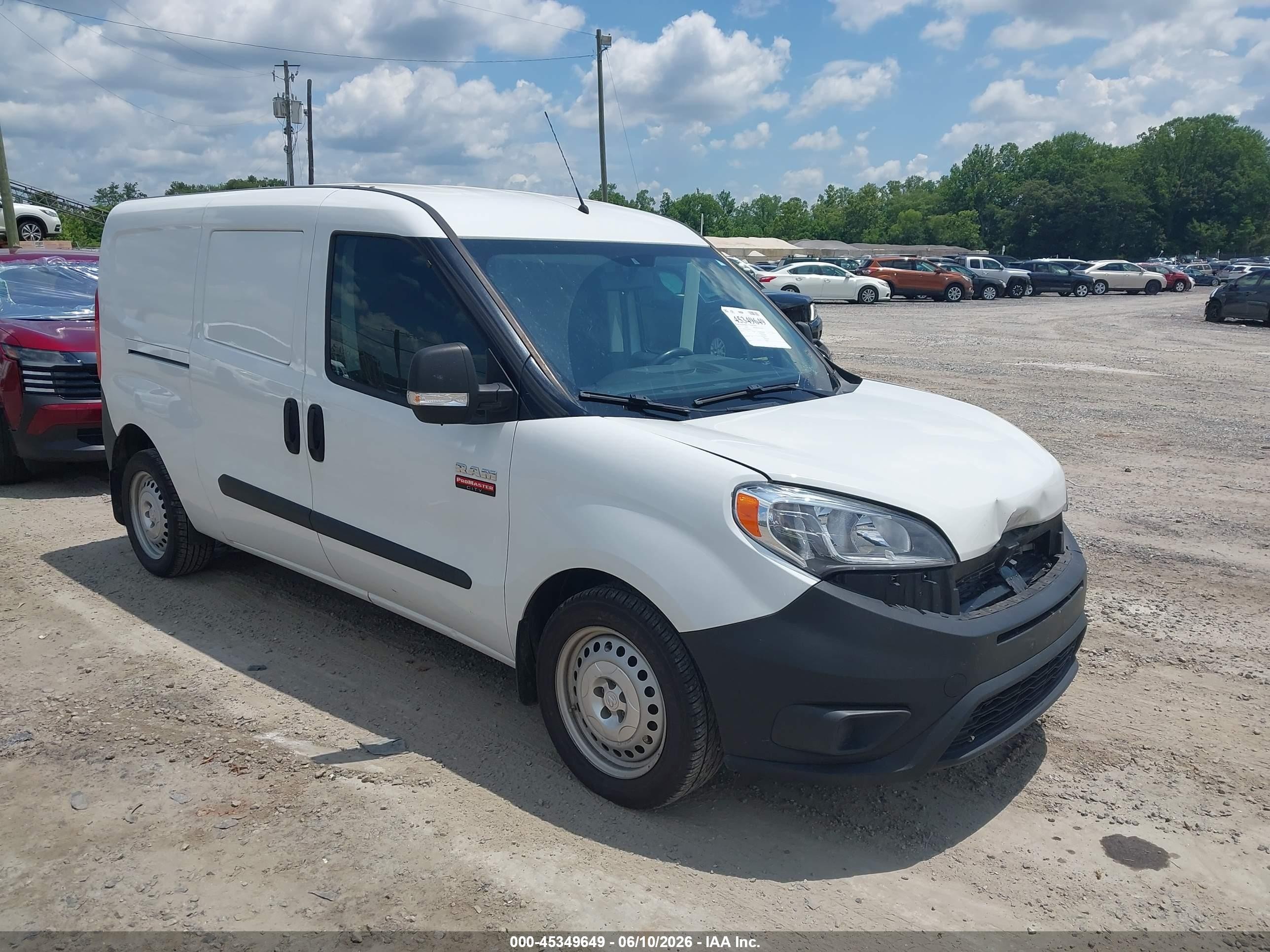 2017 Ram ProMaster City Cargo Tradesman, VIN ZFBERFAB7H6D23992 — Front end