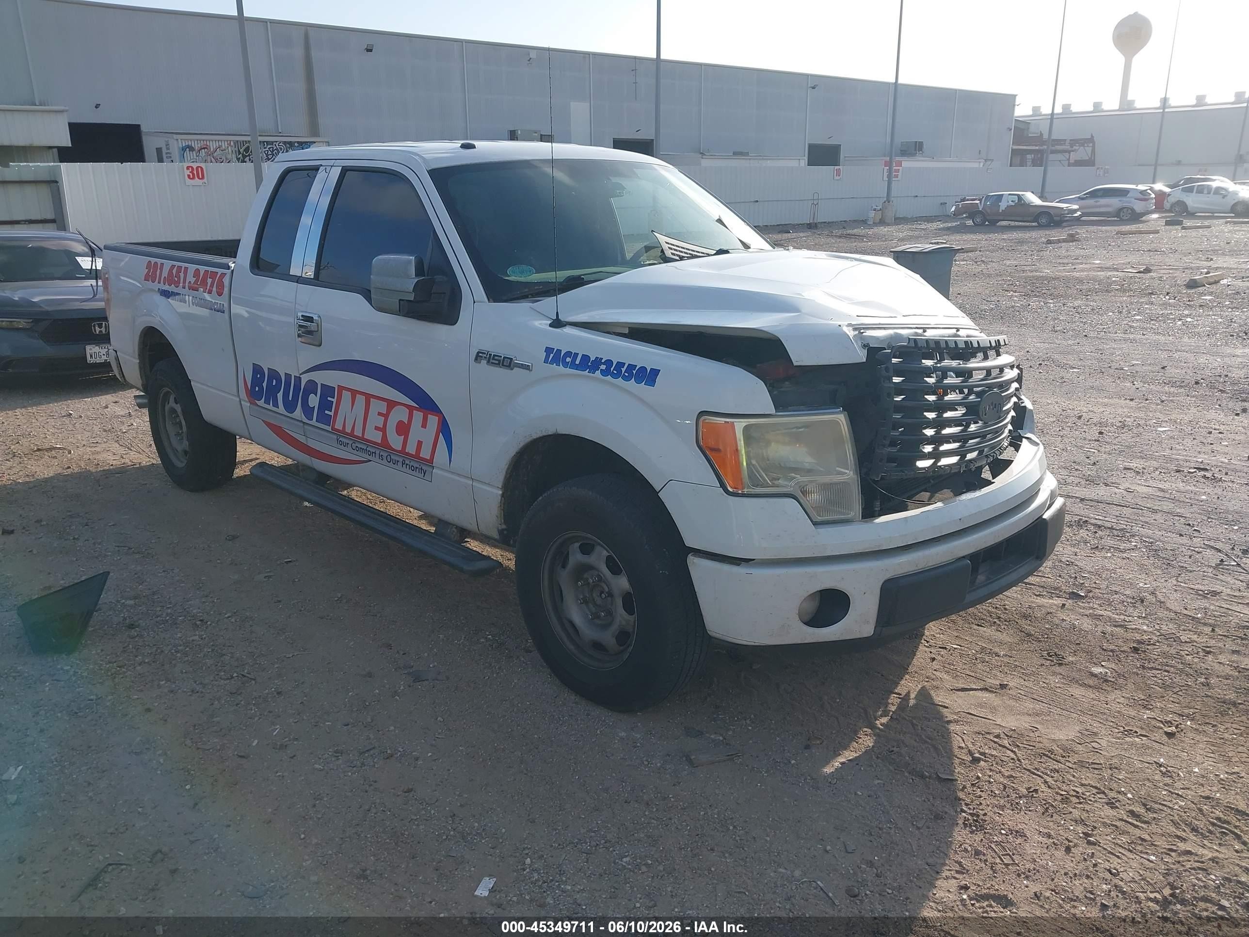 2014 Ford F-150 XL, VIN 1FTEX1CM5EFC67869 — Front end