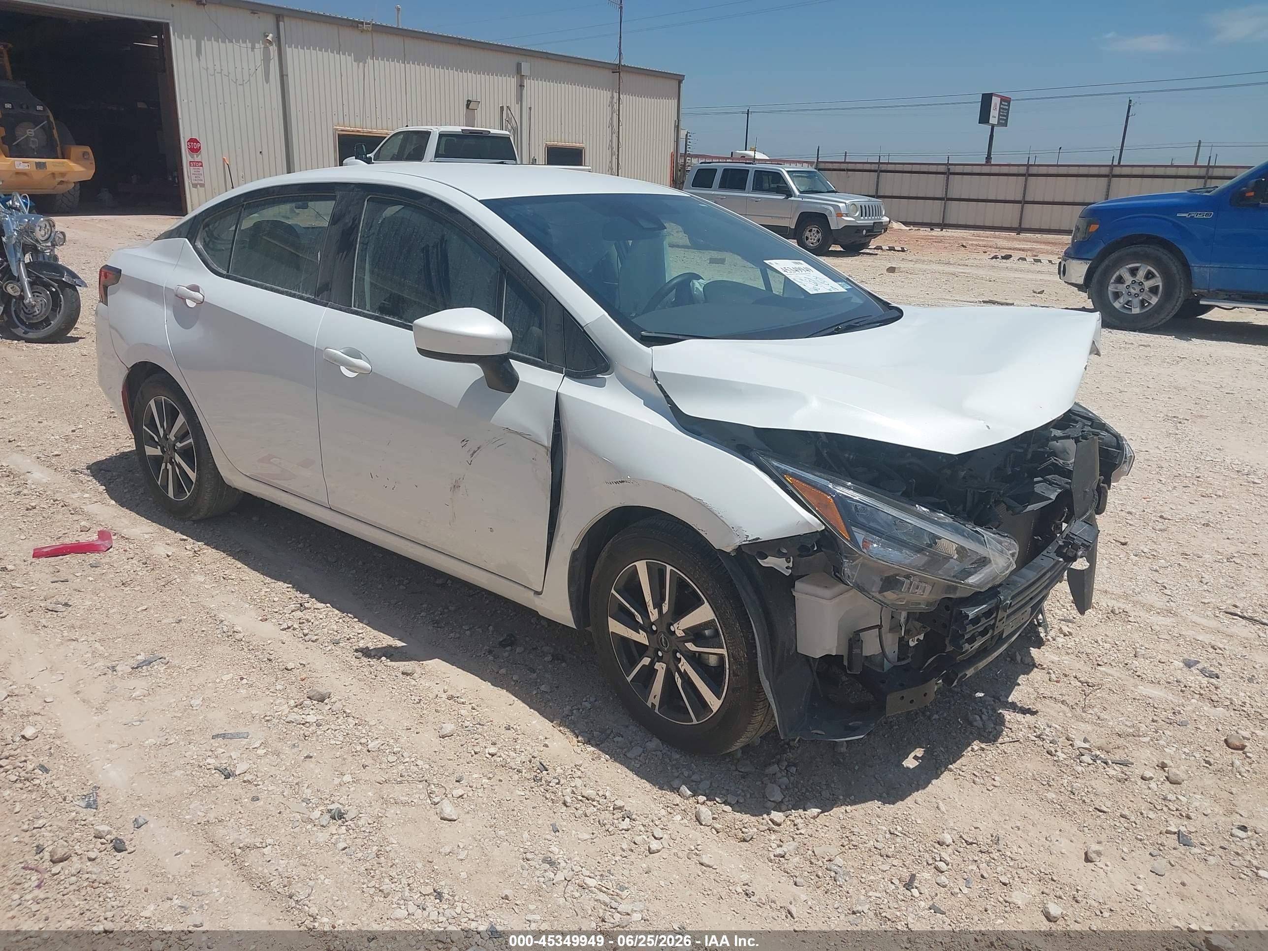 2025 Nissan Versa SV, VIN 3N1CN8EV9SL870940 — Front end