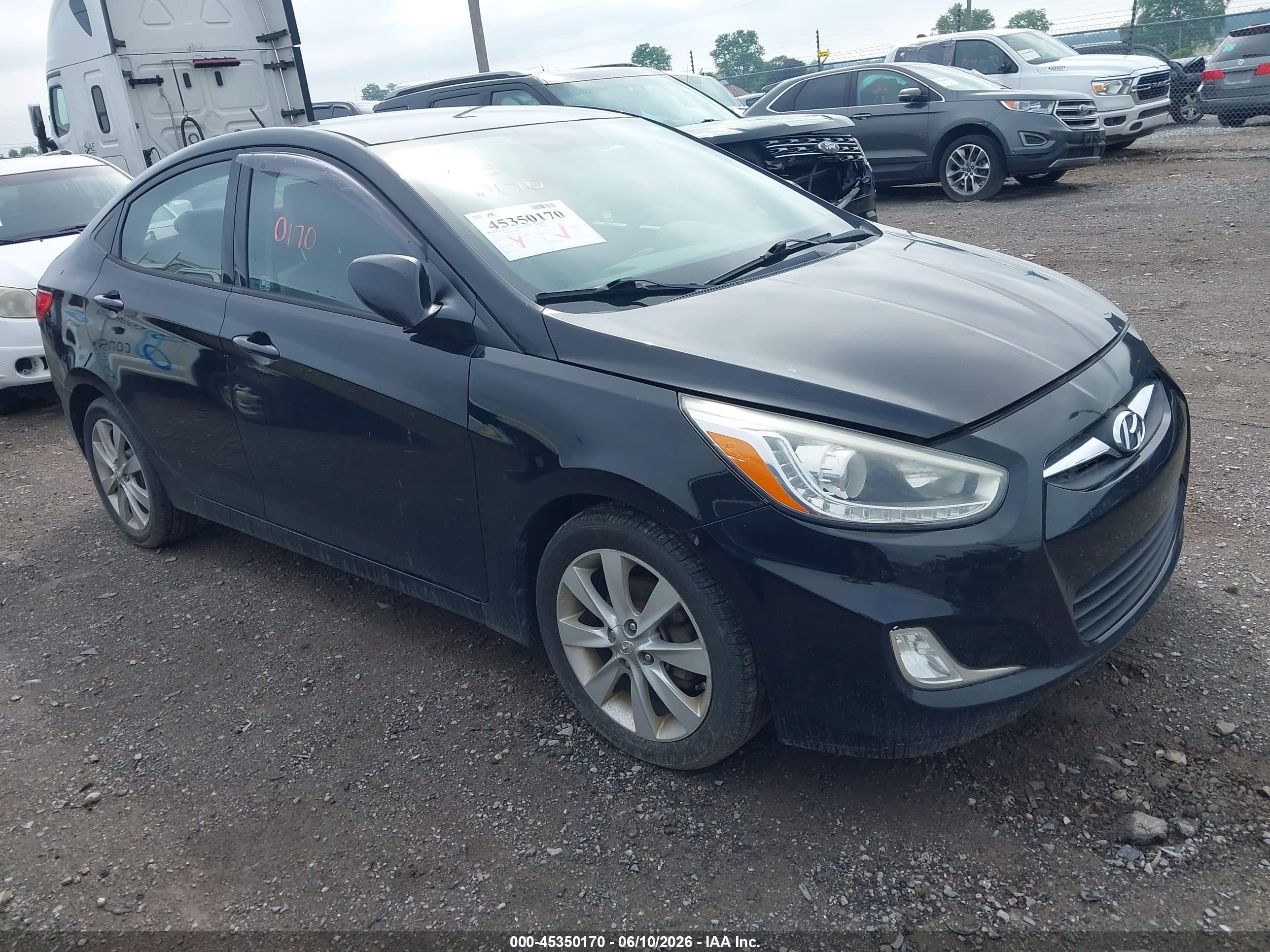 2014 Hyundai Accent GLS, VIN KMHCU4AE8EU760482 — Обычный износ