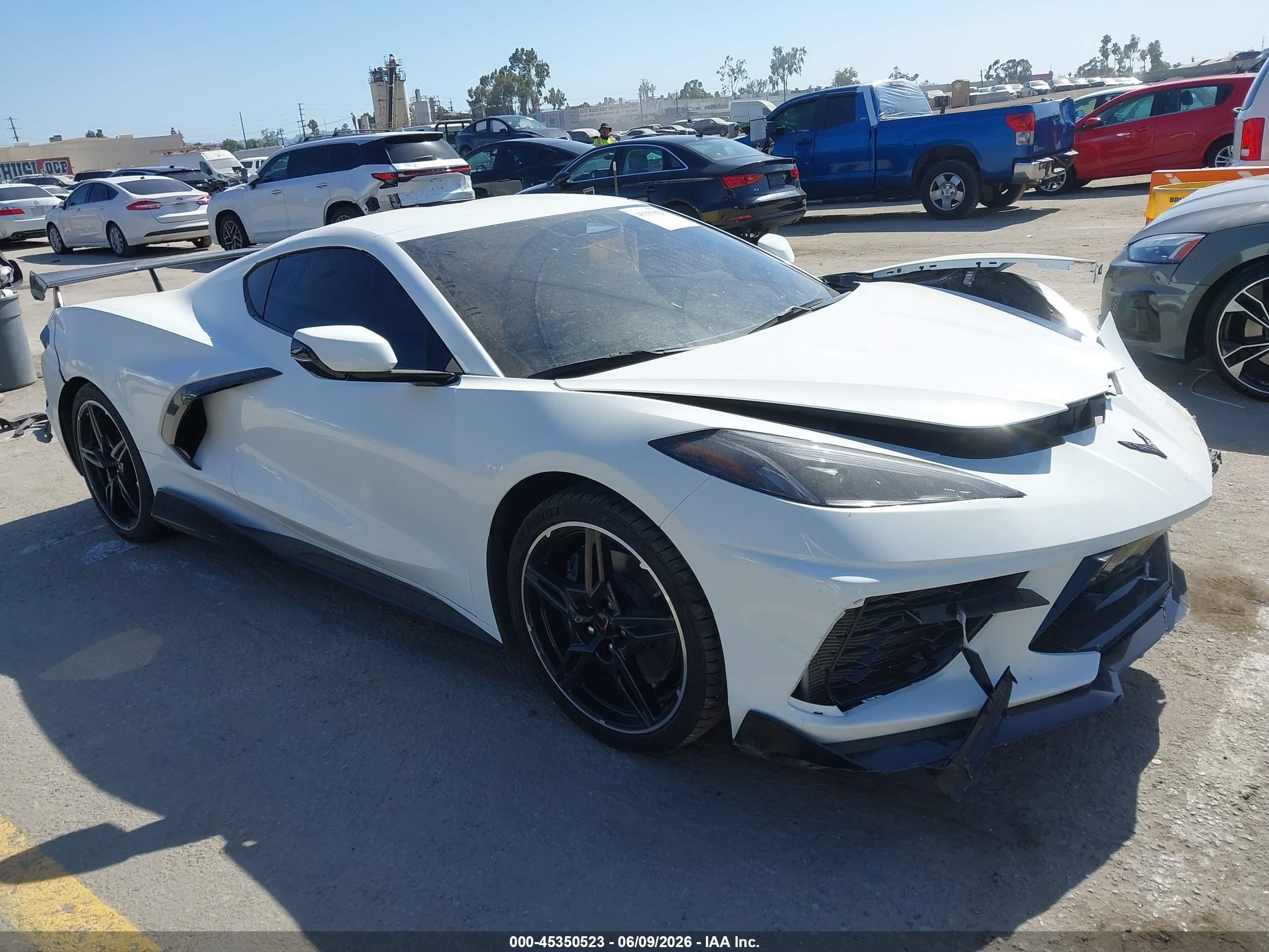 2024 Chevrolet Corvette 3LT, VIN 1G1YC2D4XR5117161 — Side