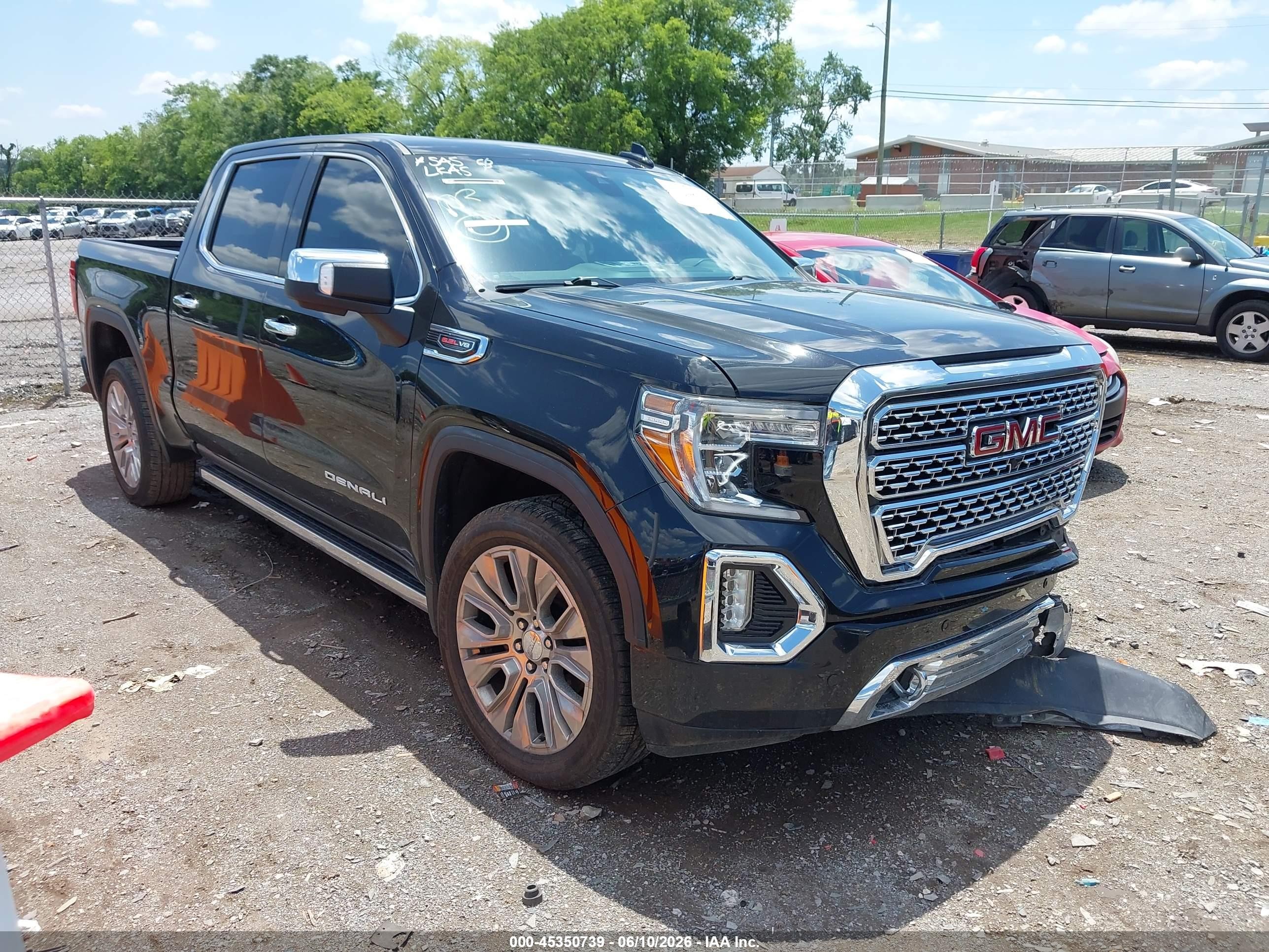 2021 GMC Sierra 1500 Denali, VIN 3GTU9FEL7MG124734 — Front end