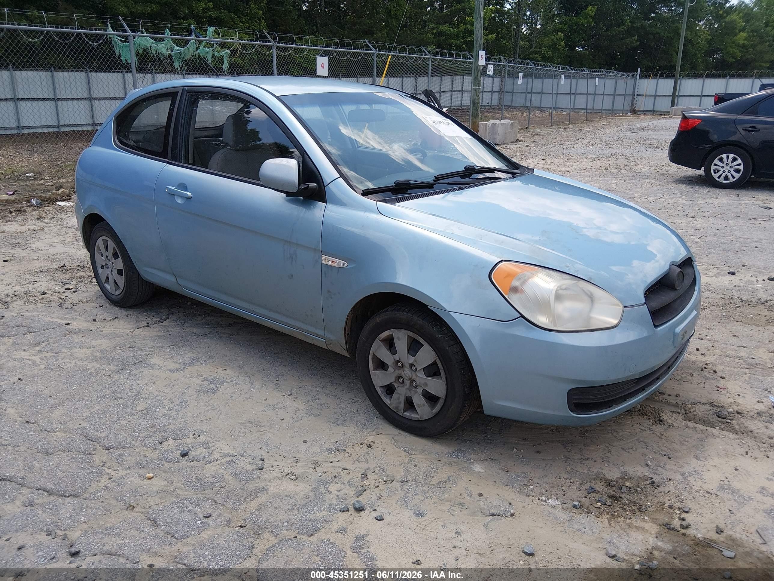 2011 Hyundai Accent GL, VIN KMHCM3AC8BU199852 — Normal wear