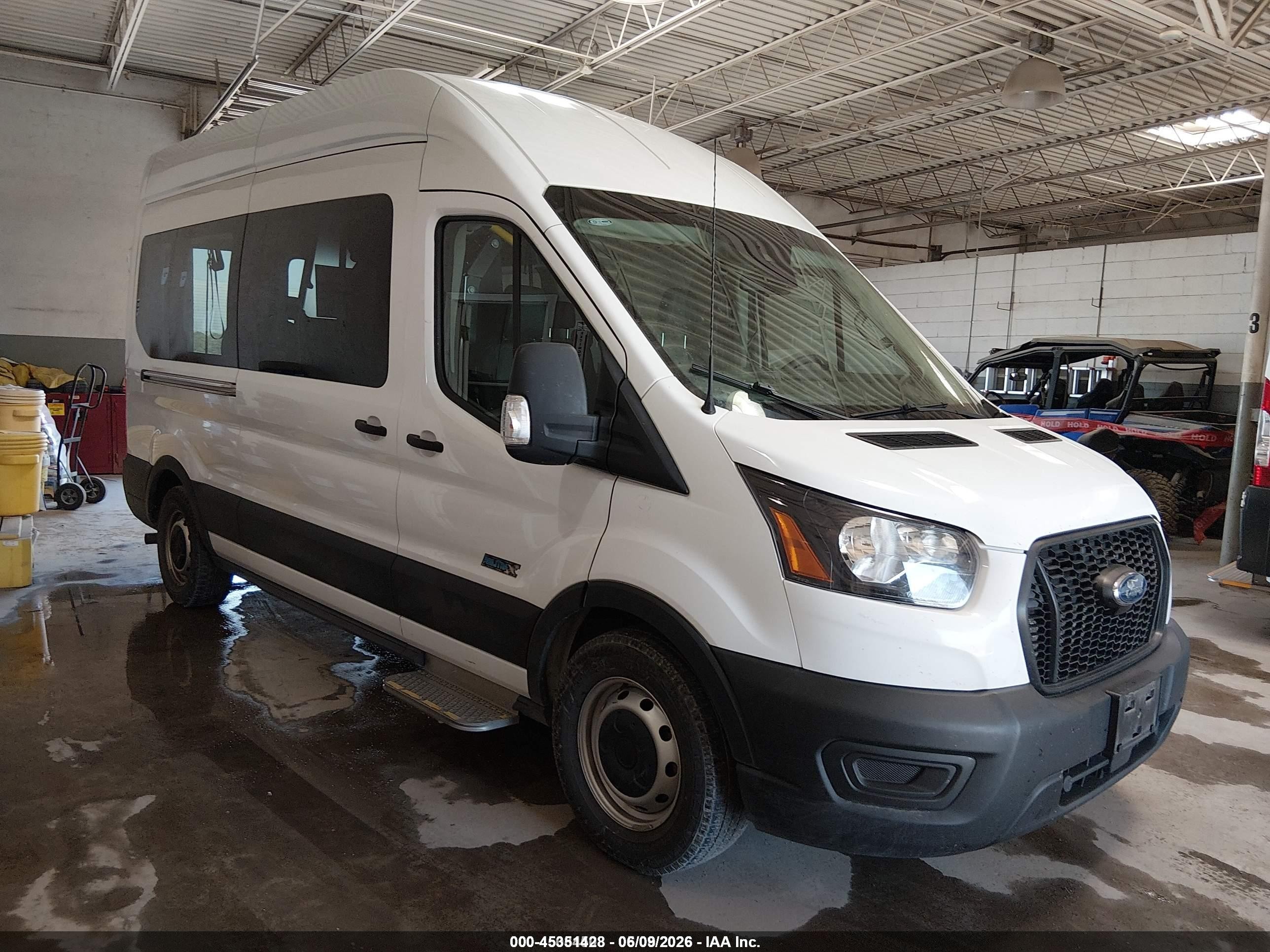 2023 Ford Transit Passenger XLT, VIN 1FBAX2X81PKA75171 — Normal wear