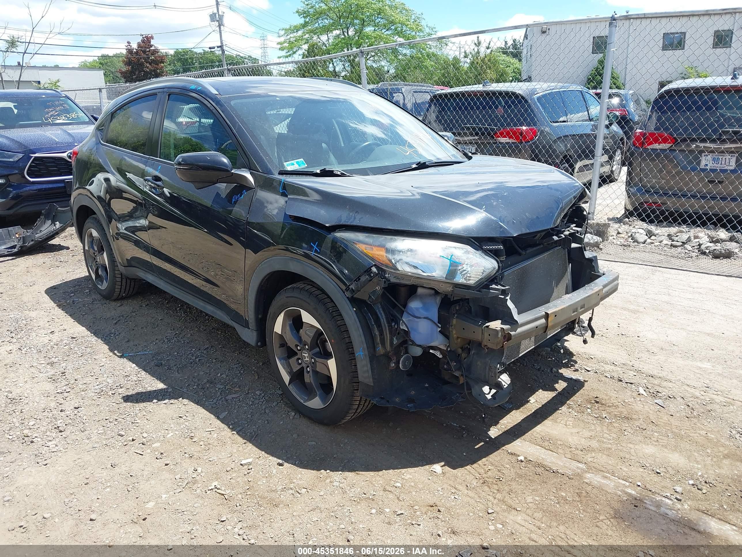 2018 Honda HR-V EX-L, VIN 3CZRU6H70JM702229 — Front end